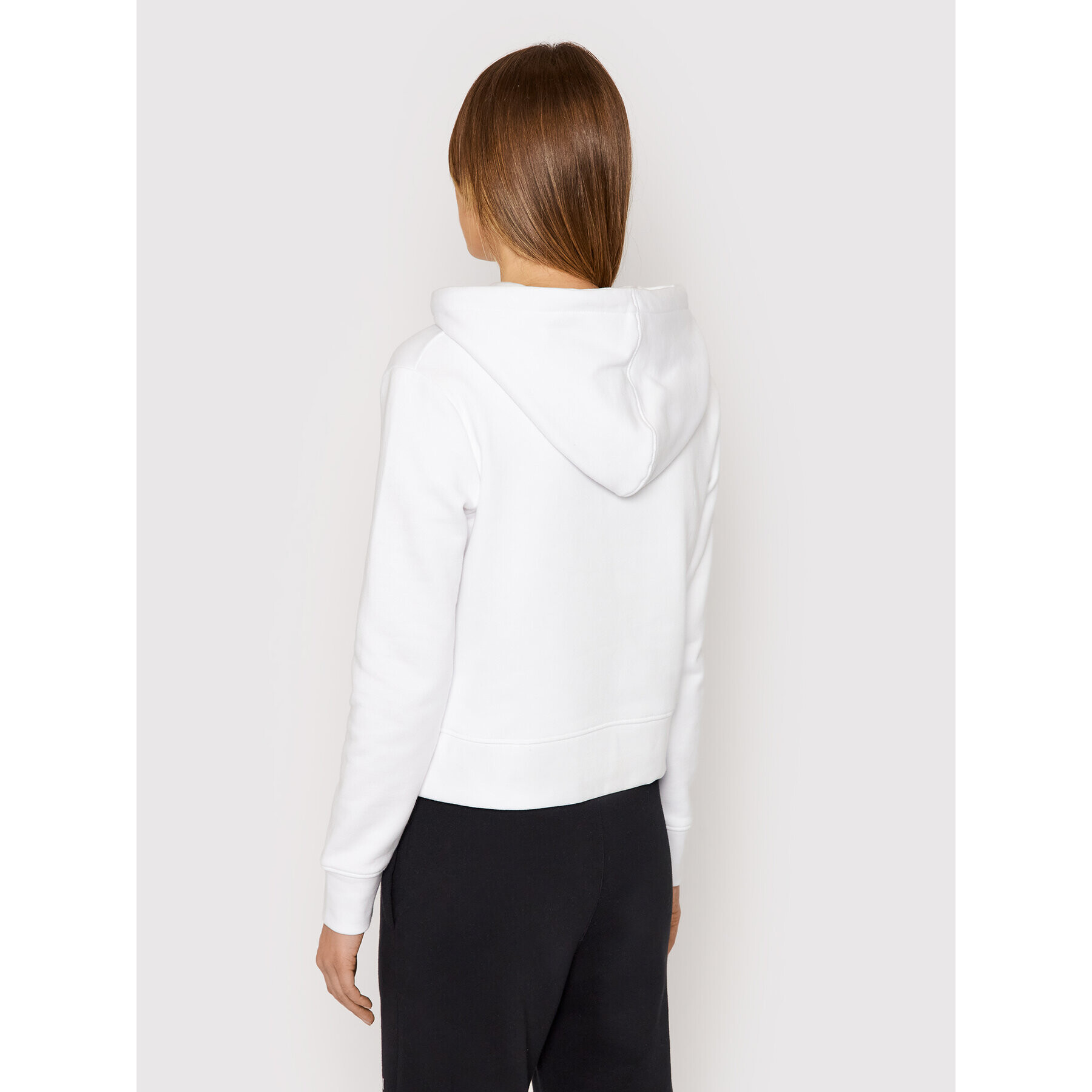 Guess Суитшърт Alexandra O1BA09 KAOR1 Бял Regular Fit - Pepit.bg