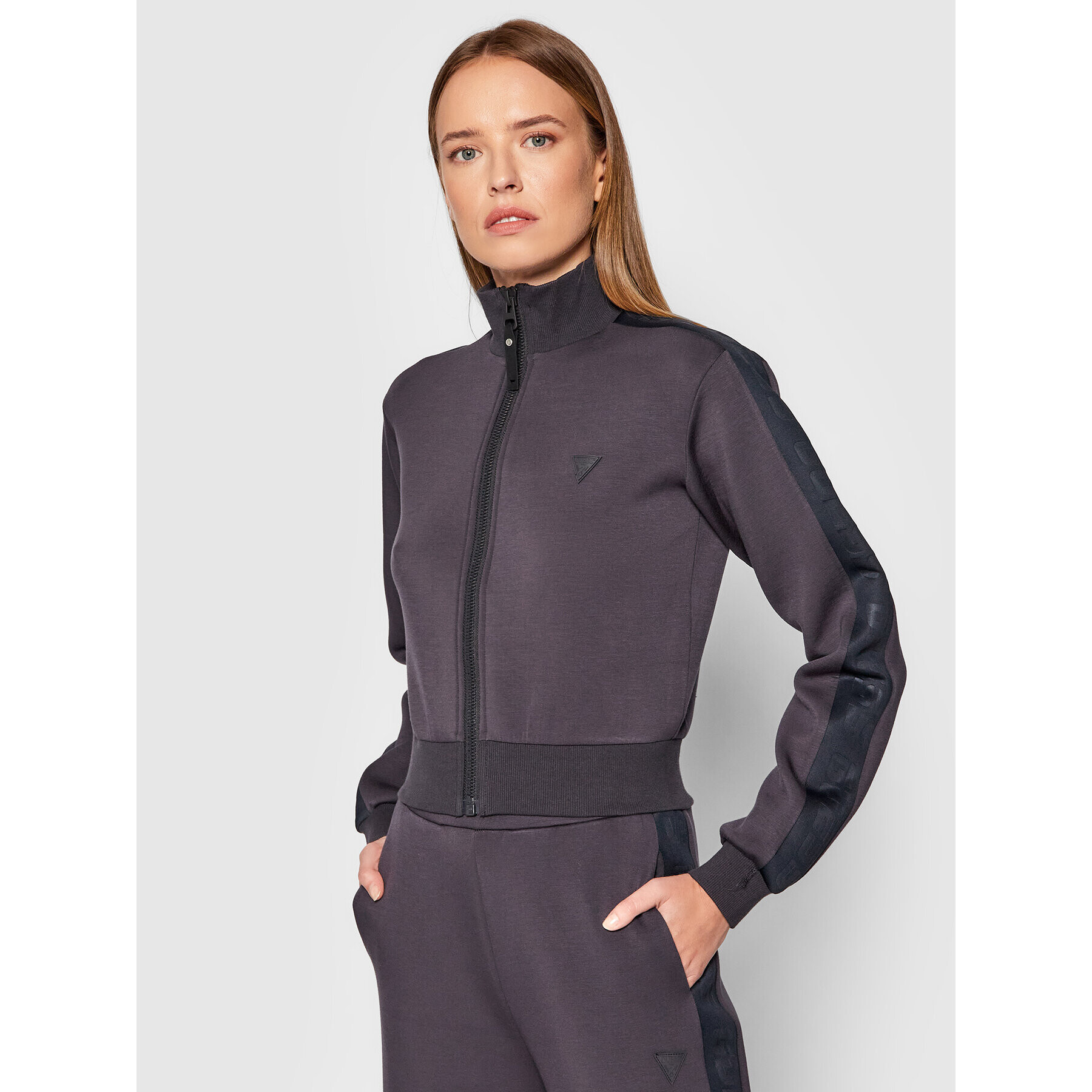 Guess Суитшърт Allie O1YA00 KAMN2 Сив Regular Fit - Pepit.bg