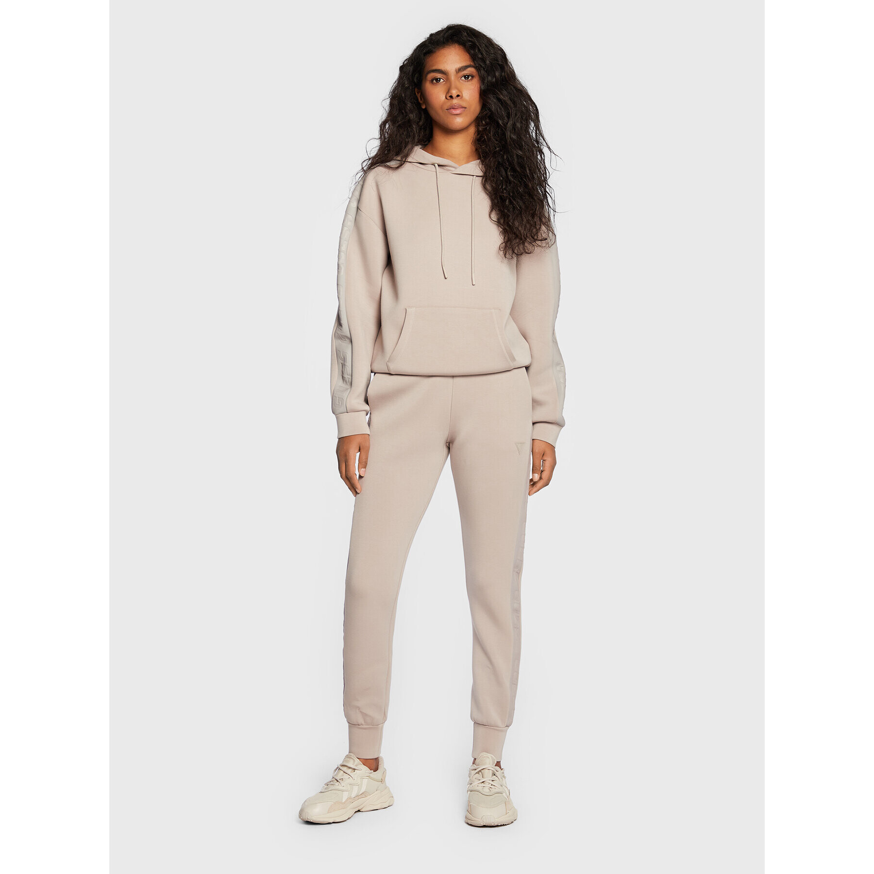 Guess Суитшърт Brenda V2YQ18 K7UW2 Сив Regular Fit - Pepit.bg