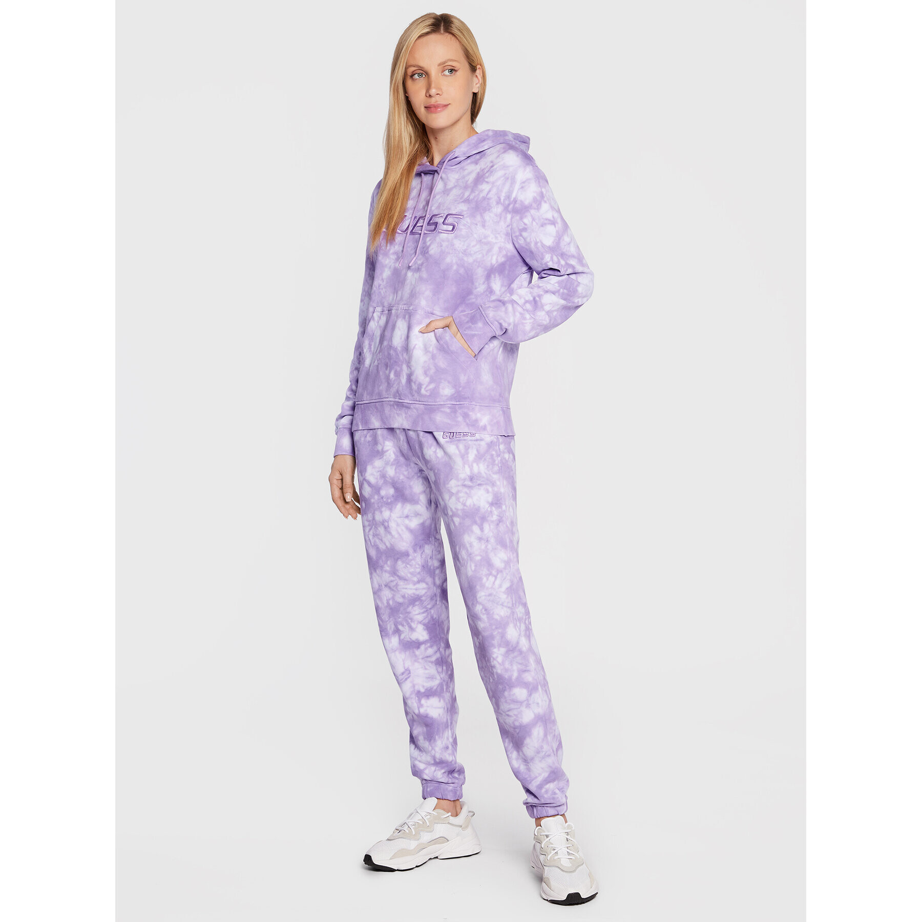 Guess Суитшърт Dora V2BQ05 K68I0 Виолетов Regular Fit - Pepit.bg
