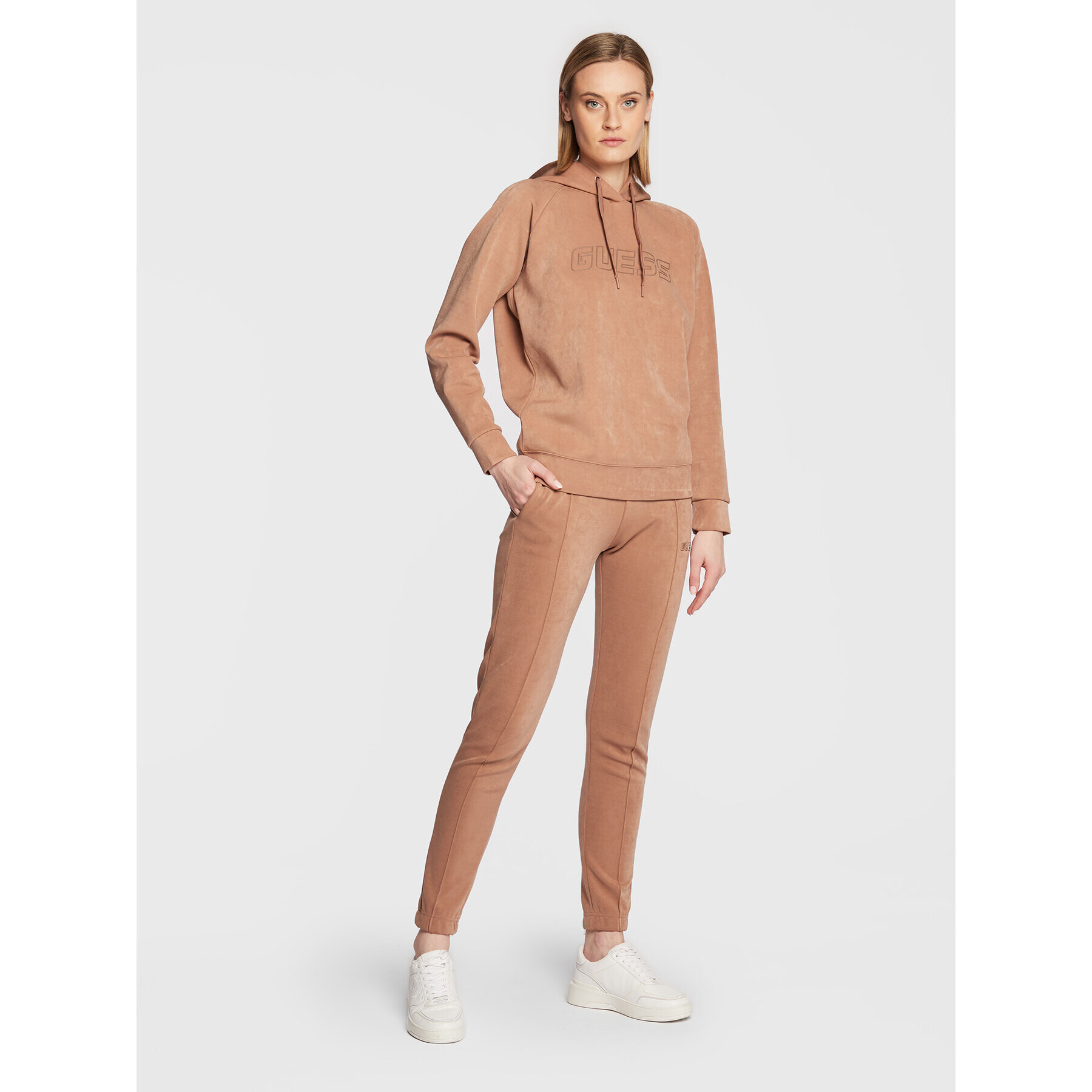 Guess Суитшърт Euphemia V2BQ01 KBC00 Кафяв Regular Fit - Pepit.bg