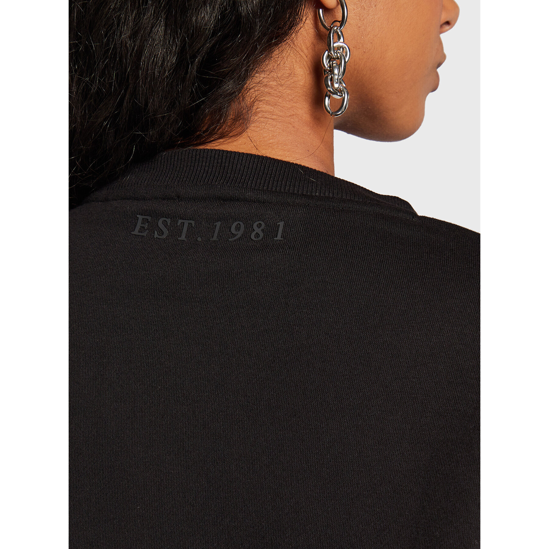 Guess Суитшърт Icon W2BQ18 KB683 Черен Regular Fit - Pepit.bg