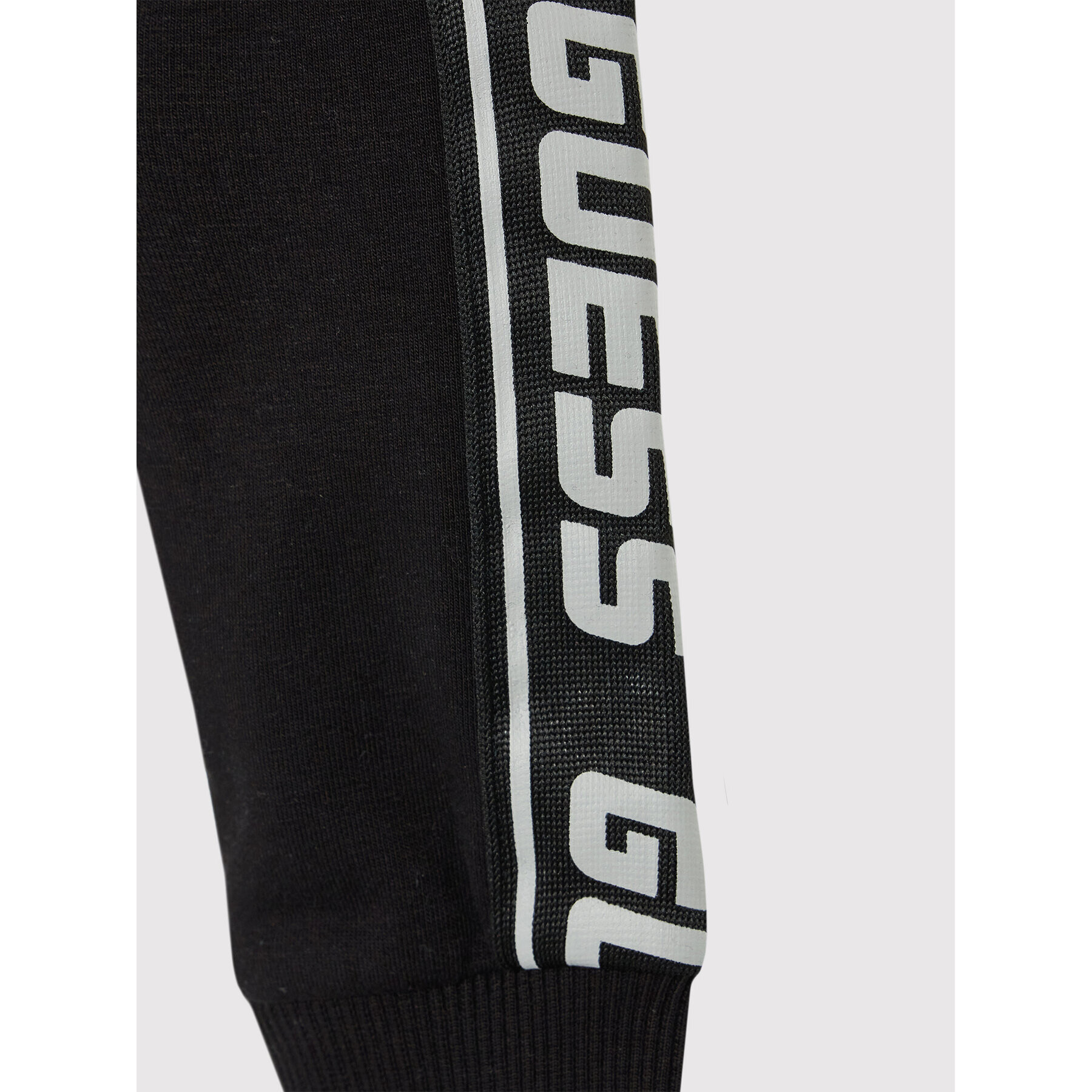 Guess Суитшърт L2YQ47 K6ZS1 Черен Regular Fit - Pepit.bg