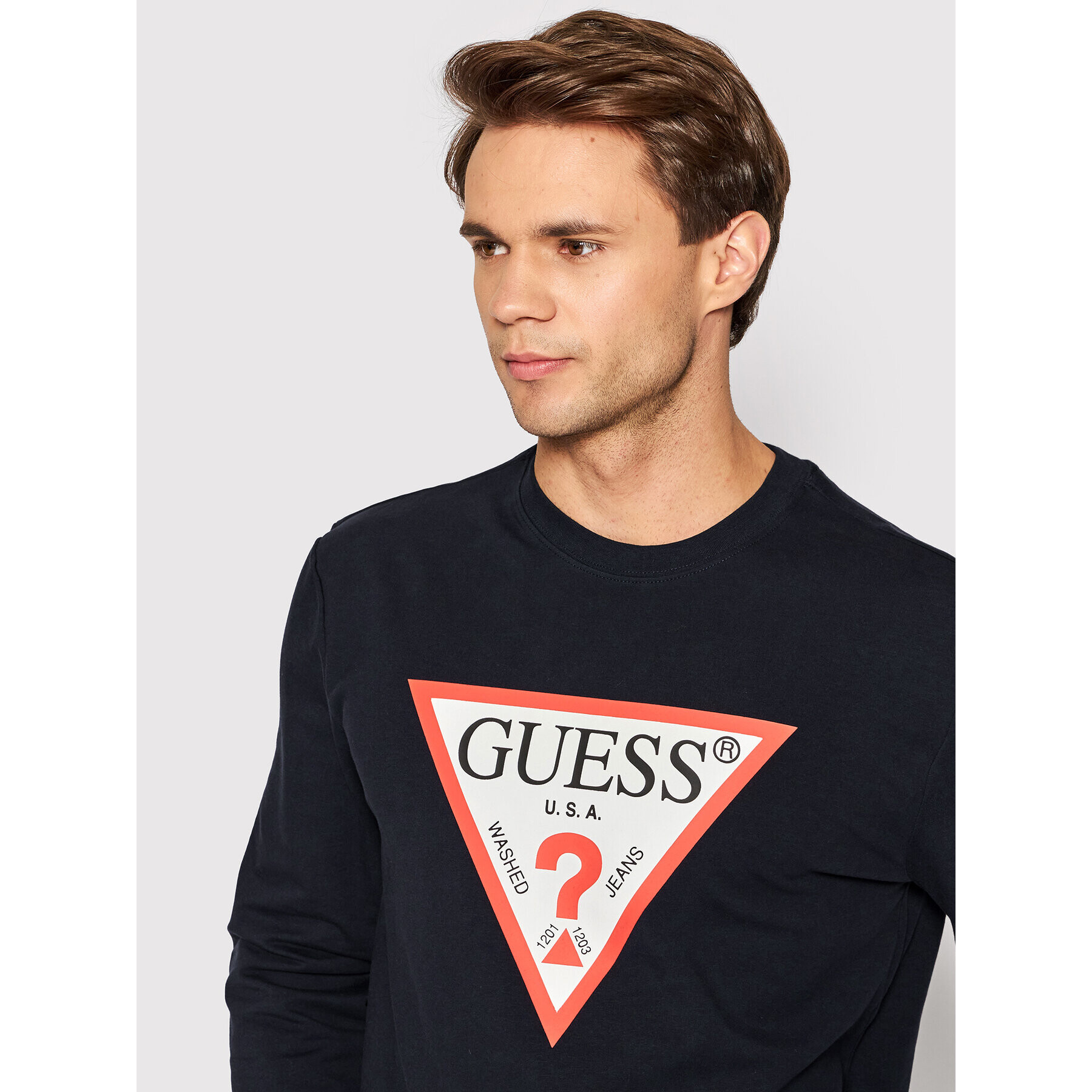 Guess Суитшърт M2YQ37 K6ZS1 Тъмносин Slim Fit - Pepit.bg