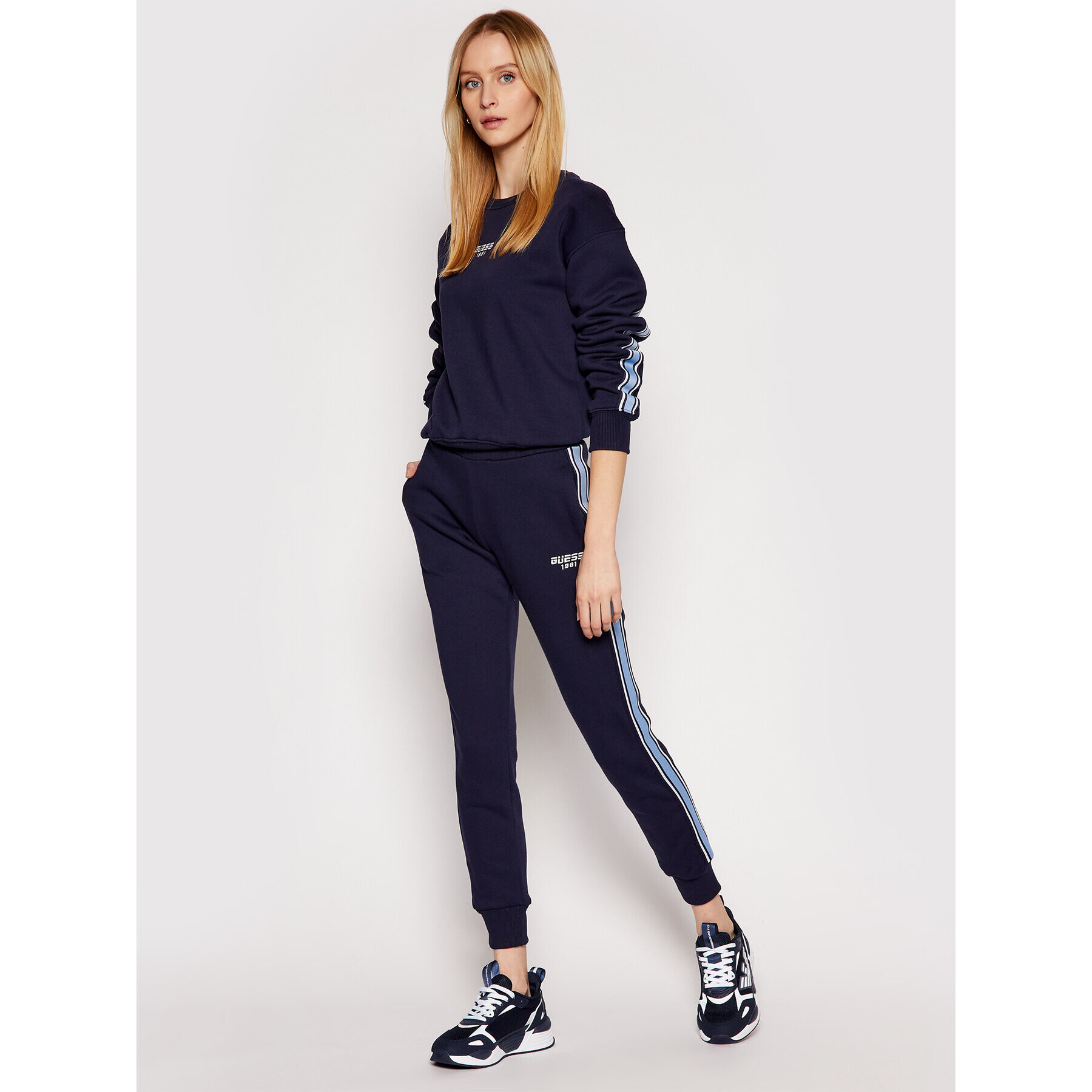 Guess Суитшърт O1RA28 FL03Q Тъмносин Regular Fit - Pepit.bg