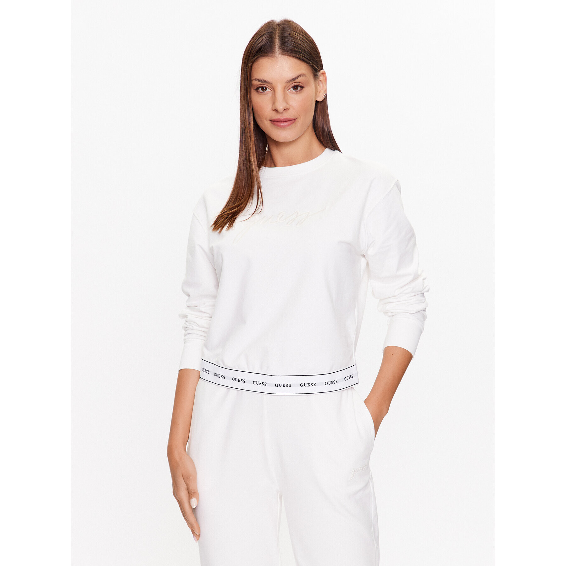 Guess Суитшърт O3YQ01 KBS91 Бял Regular Fit - Pepit.bg