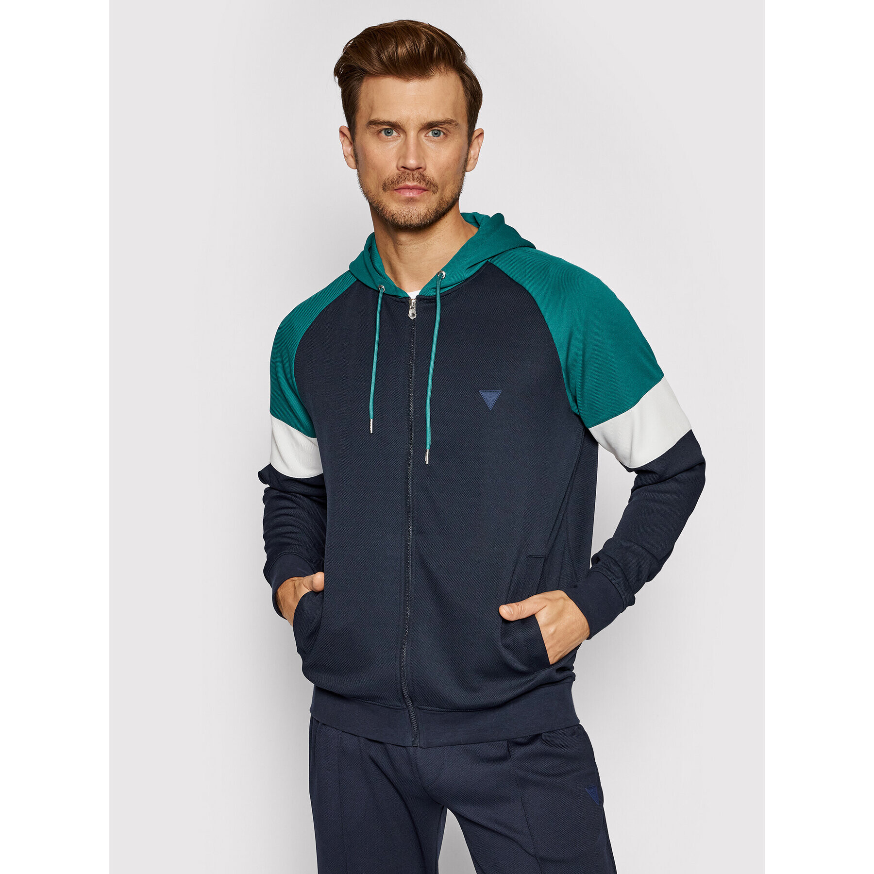 Guess Суитшърт Phil U1BA23 FL03X Тъмносин Regular Fit - Pepit.bg