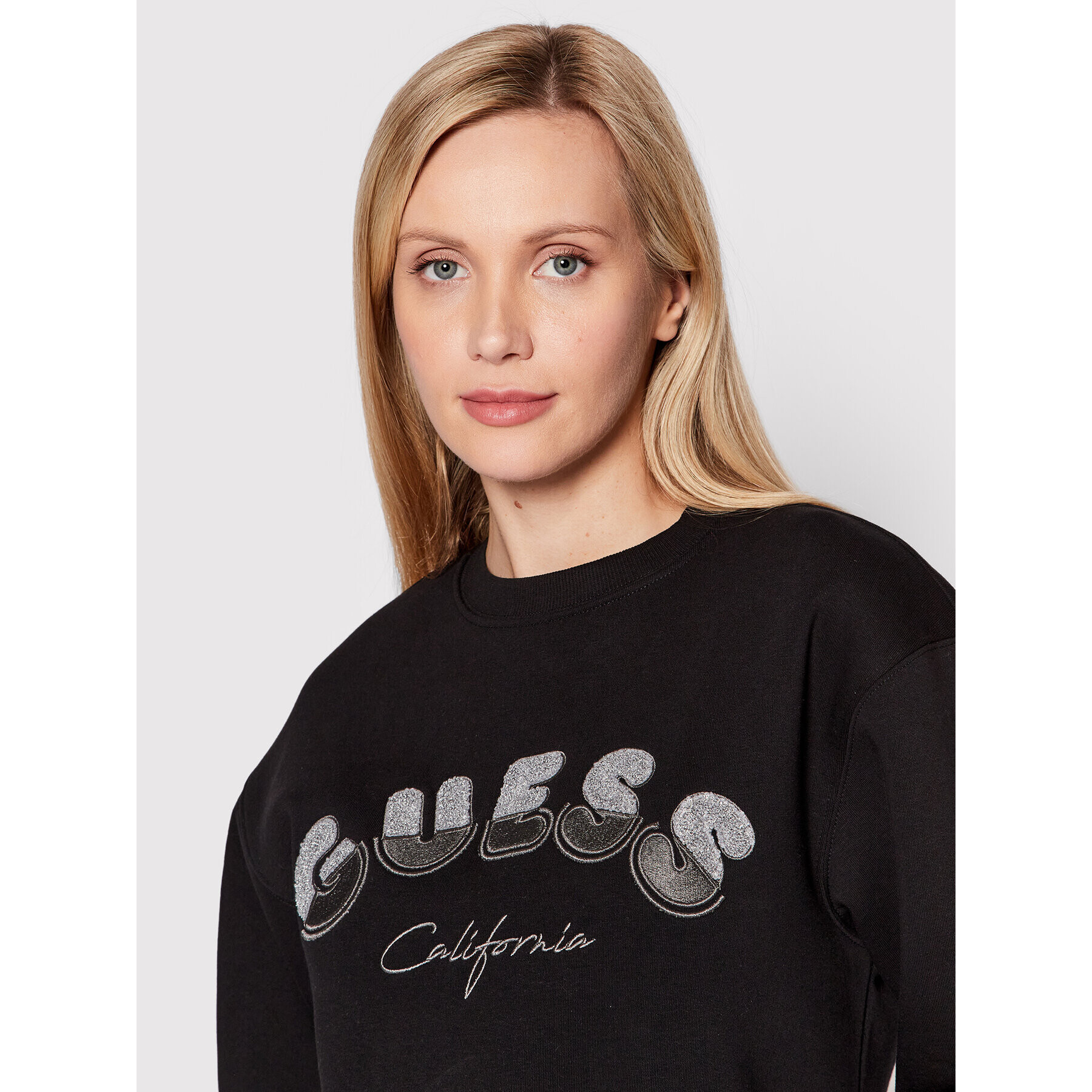 Guess Суитшърт Rutha W2YQ02 K9Z21 Черен Regular Fit - Pepit.bg