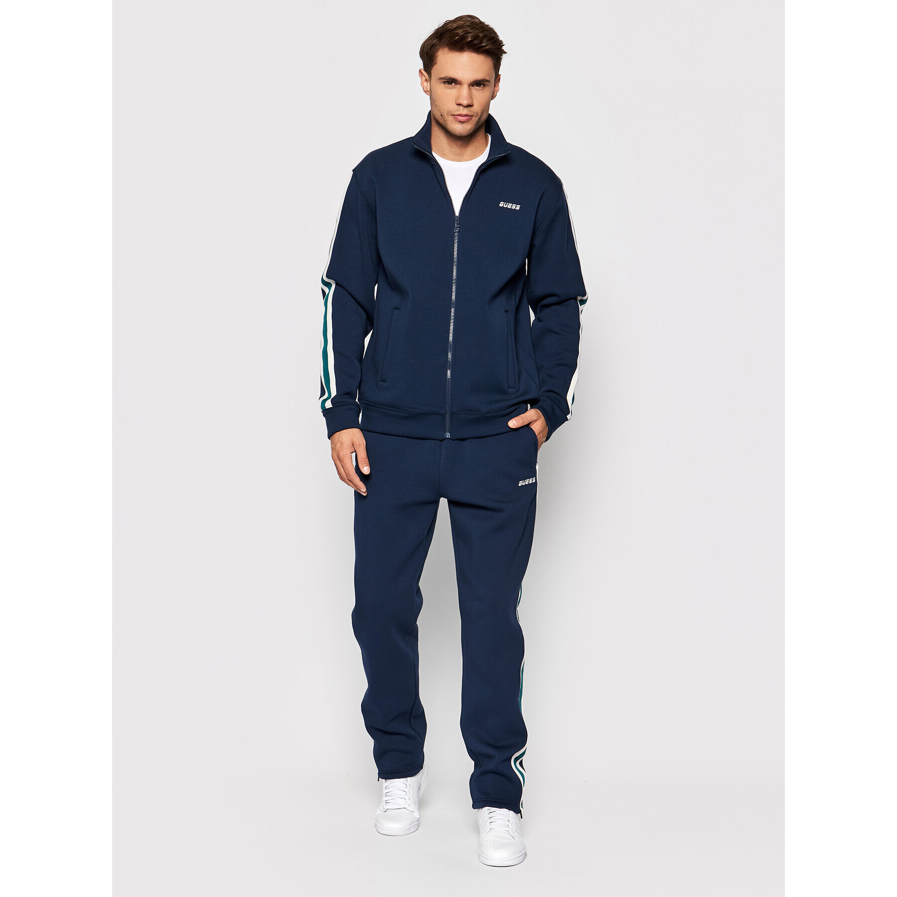 Guess Суитшърт U1BA07 FL046 Тъмносин Regular Fit - Pepit.bg