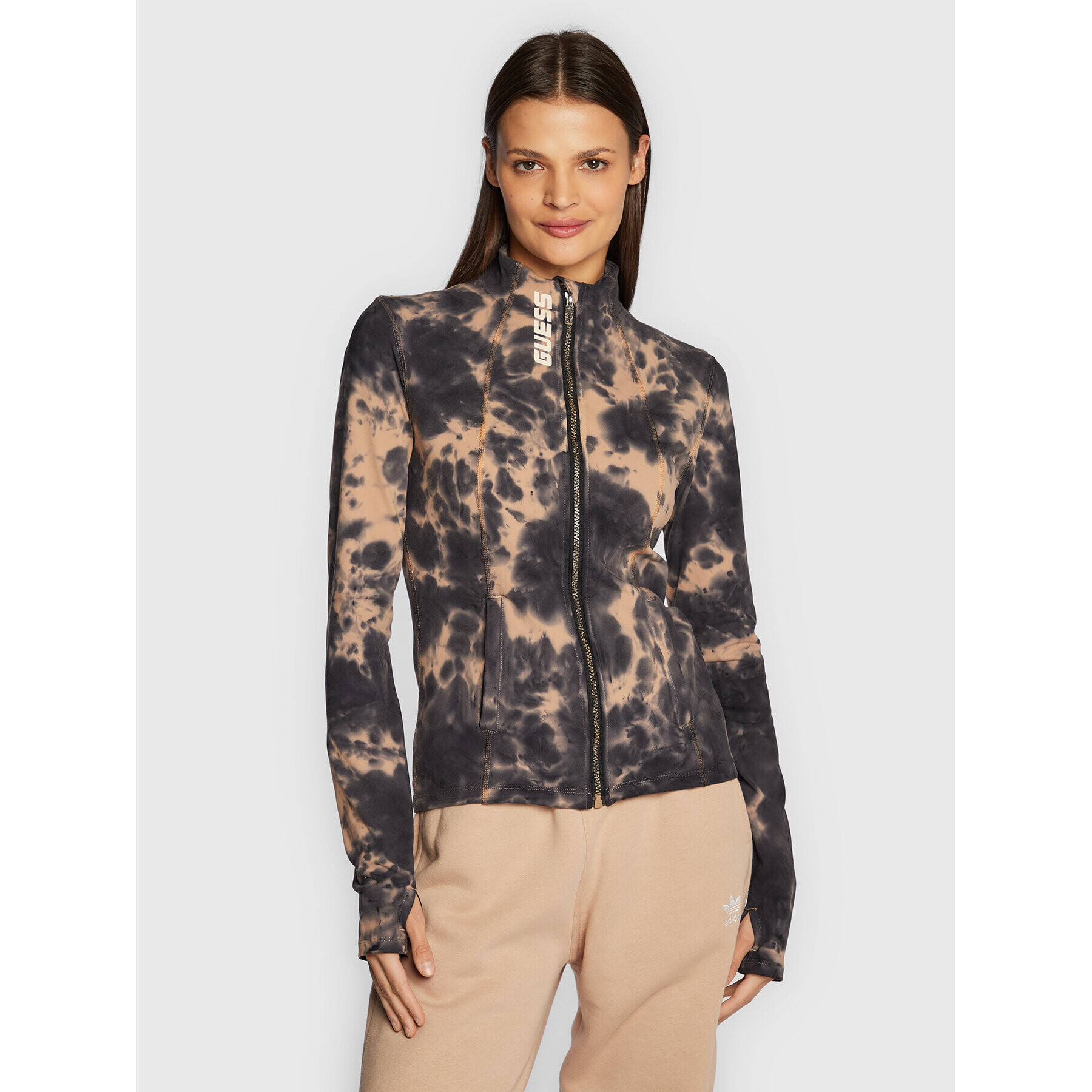 Guess Суитшърт V2BP06 MC04N Цветен Regular Fit - Pepit.bg