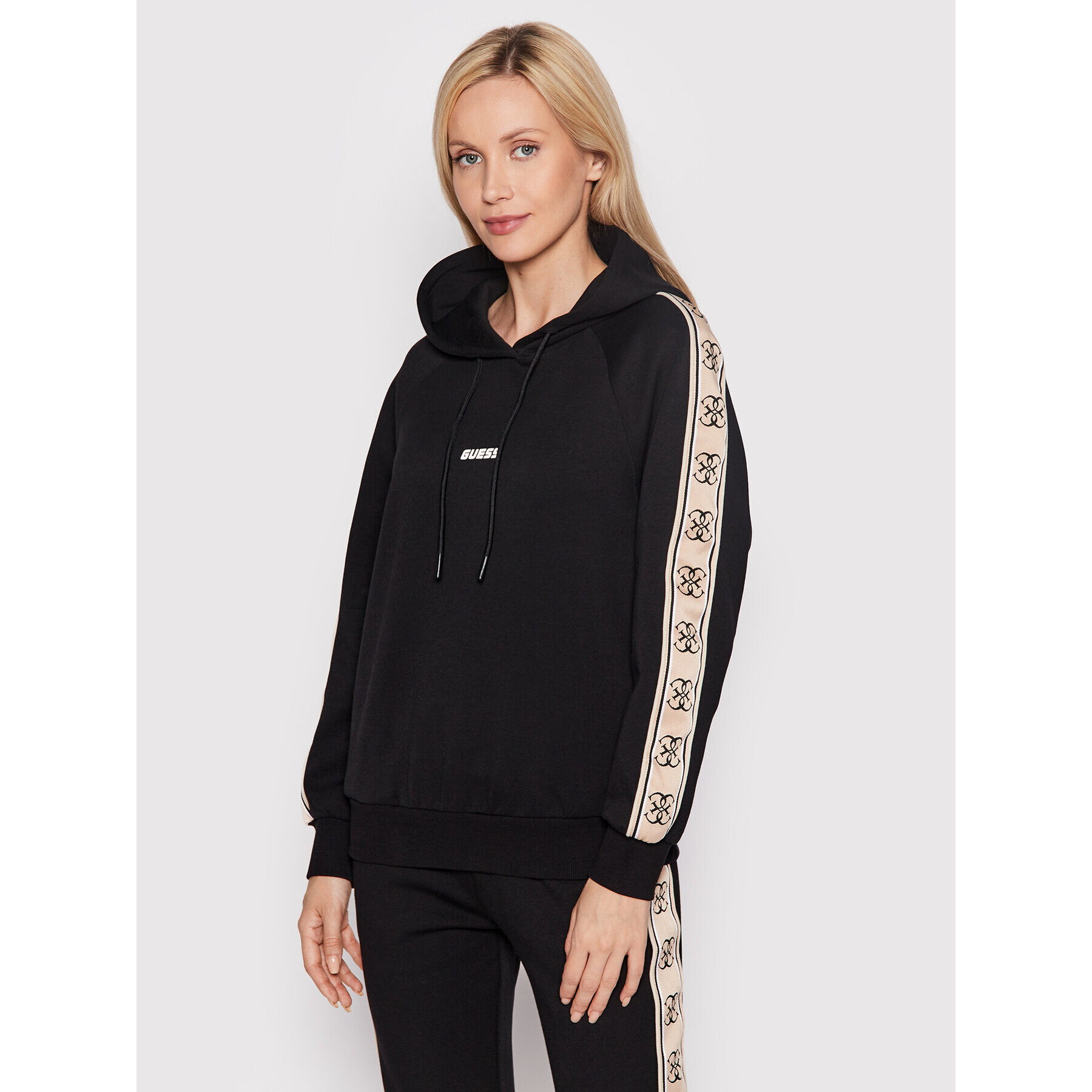 Guess Суитшърт V2YQ15 KA3P1 Черен Regular Fit - Pepit.bg
