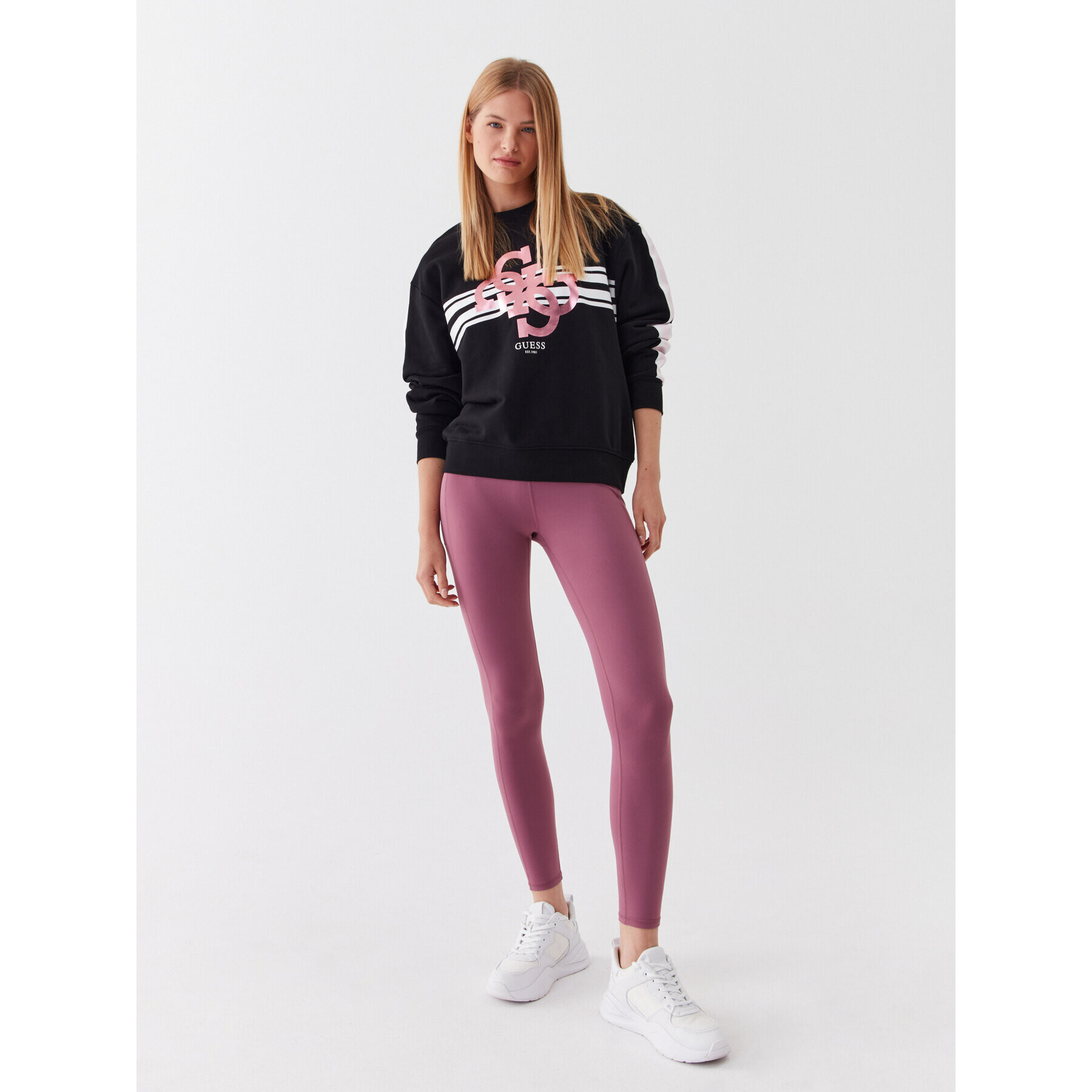 Guess Суитшърт V3YQ17 KBV71 Черен Regular Fit - Pepit.bg