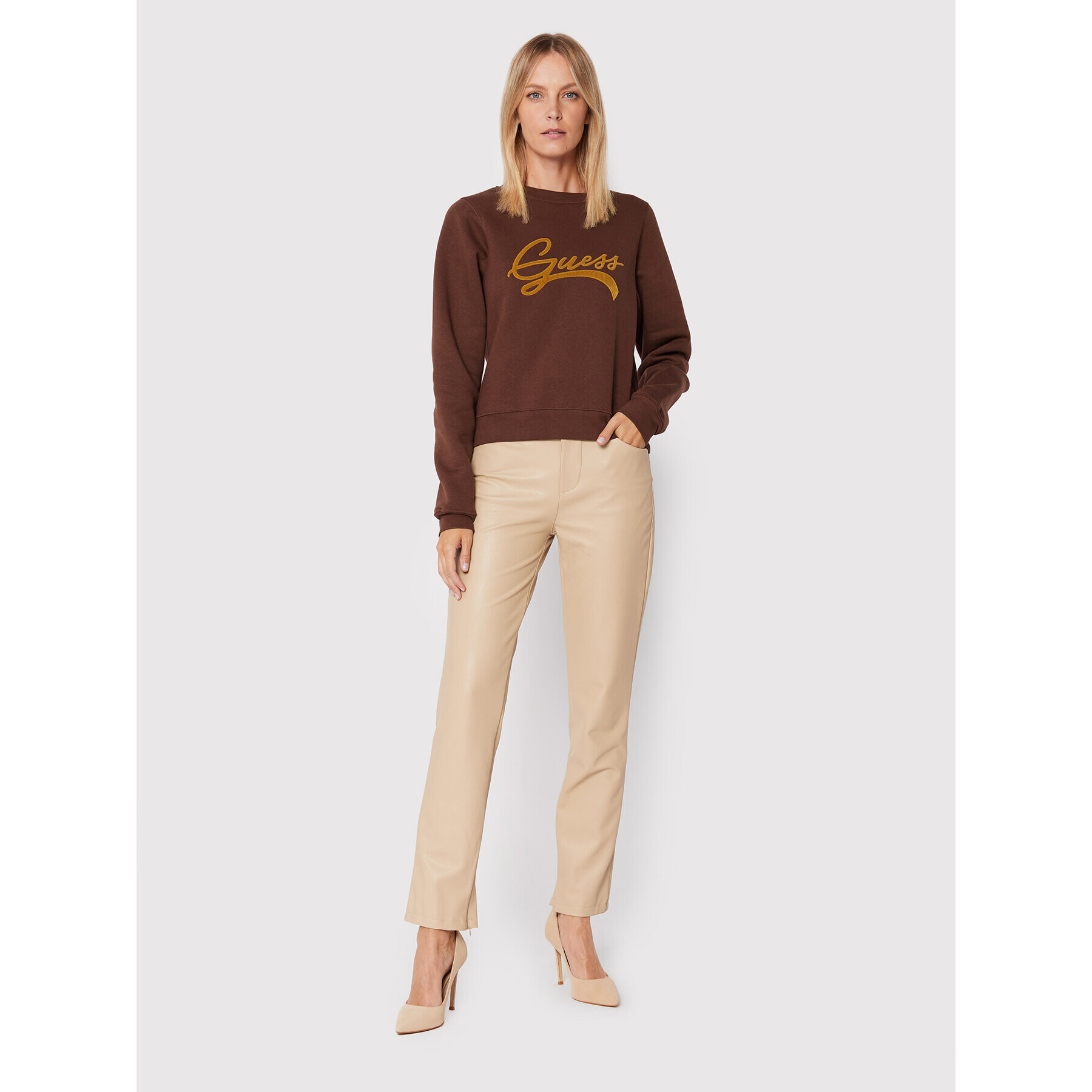 Guess Суитшърт W2BQ09 K9Z21 Кафяв Regular Fit - Pepit.bg