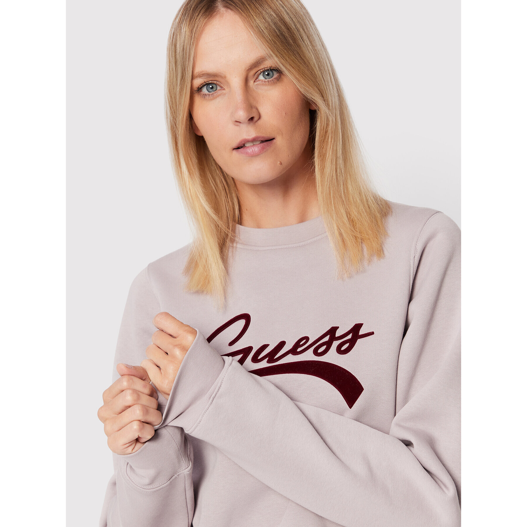 Guess Суитшърт W2BQ09 K9Z21 Виолетов Regular Fit - Pepit.bg