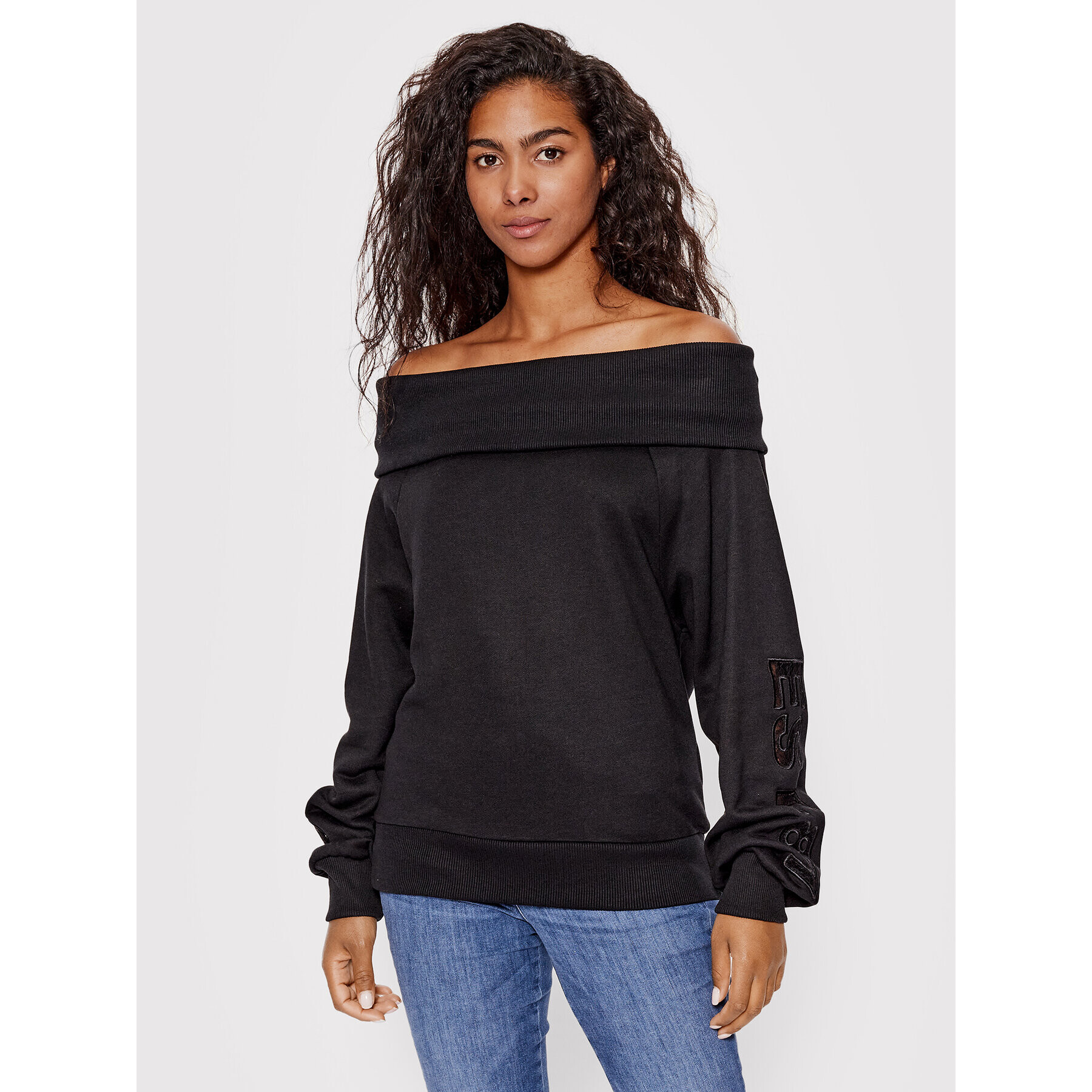 Guess Суитшърт W2YQ14 K8801 Черен Regular Fit - Pepit.bg