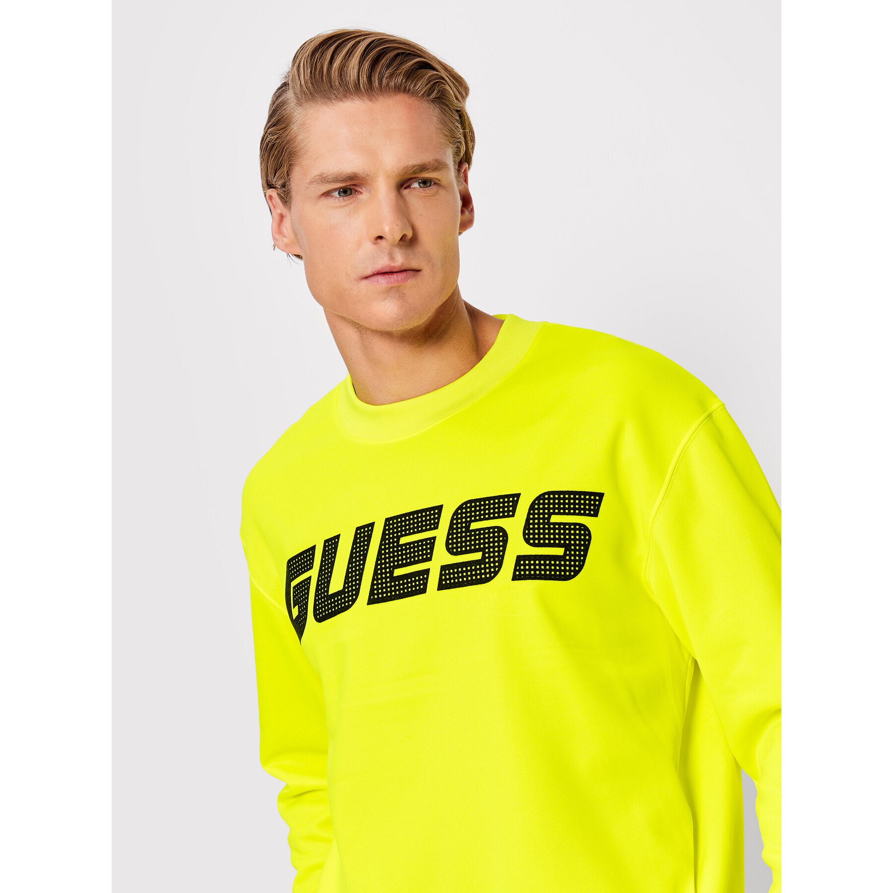 Guess Суитшърт Z2YQ17 FL04W Зелен Regular Fit - Pepit.bg