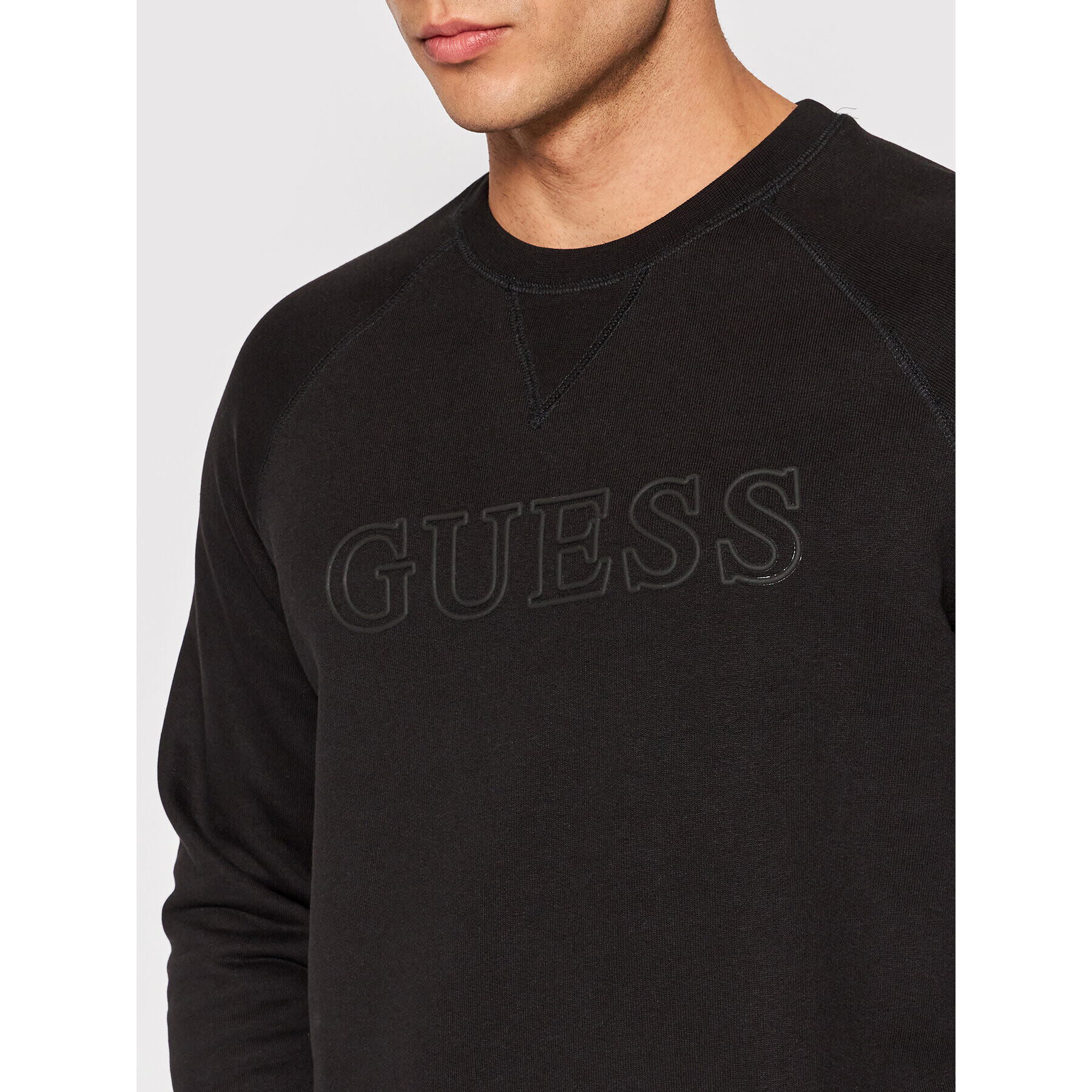 Guess Суитшърт Z2YQ27 KAIJ1 Черен Regular Fit - Pepit.bg