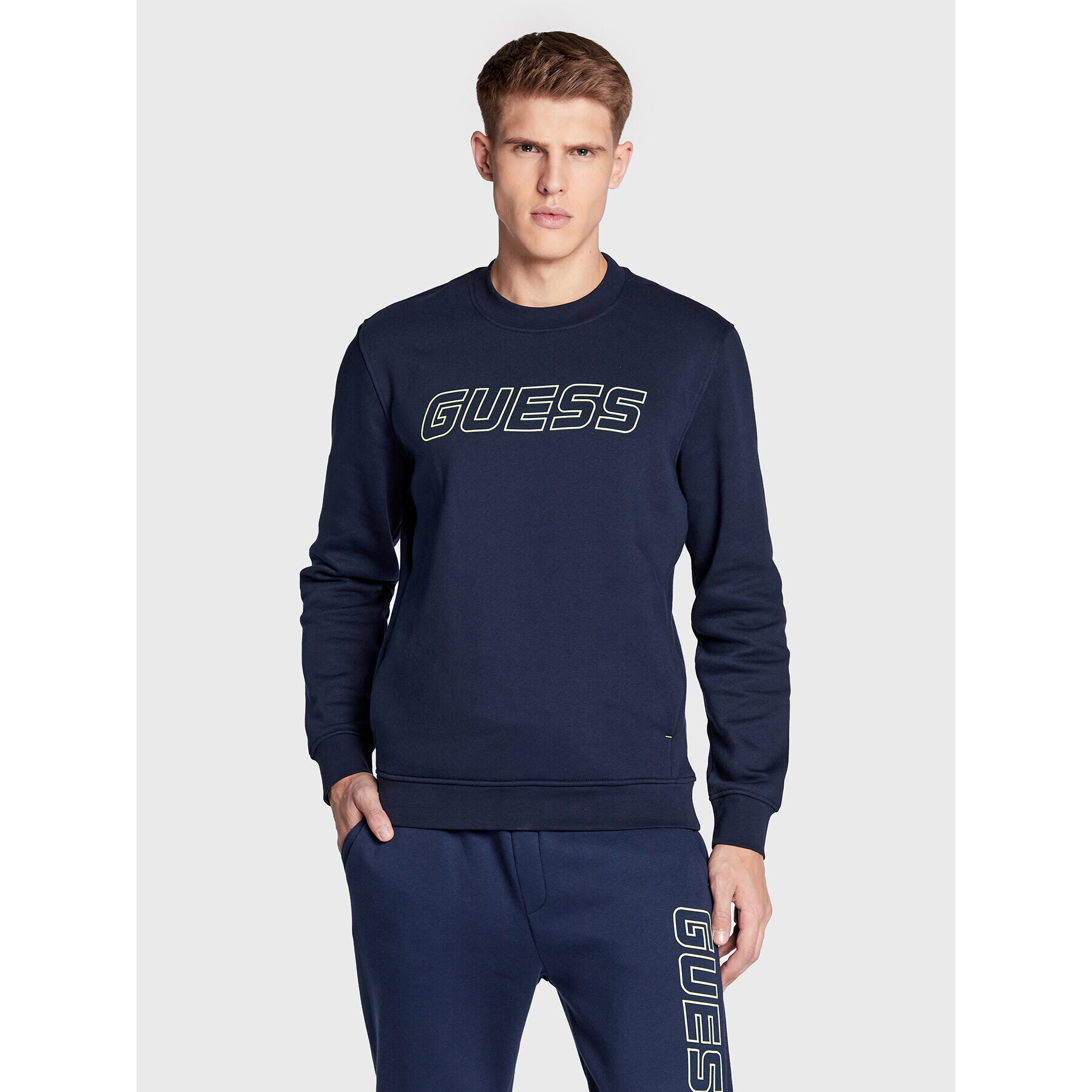 Guess Суитшърт Z3RQ19 K9Z22 Тъмносин Regular Fit - Pepit.bg