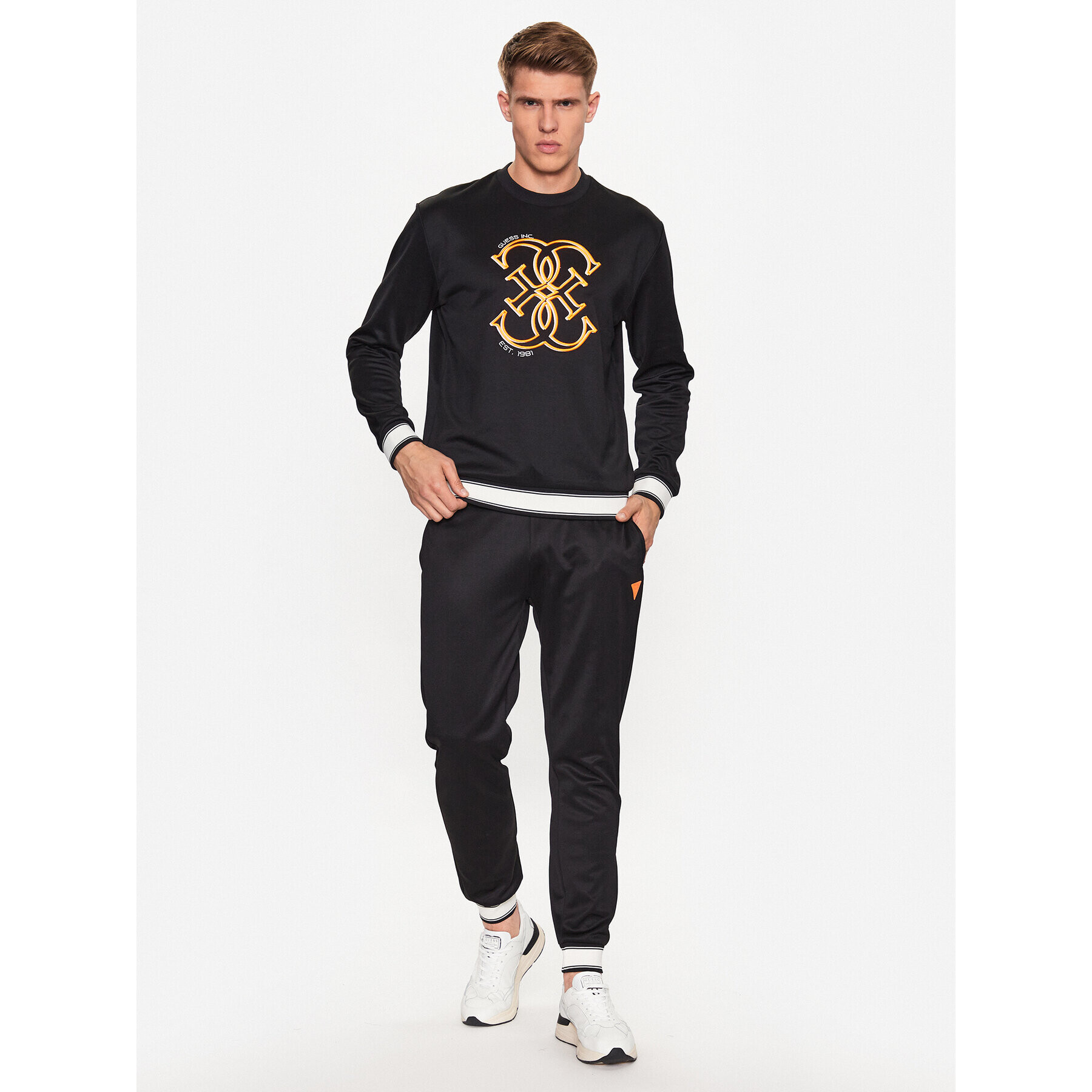 Guess Суитшърт Z3YQ12 FL04Q Черен Regular Fit - Pepit.bg