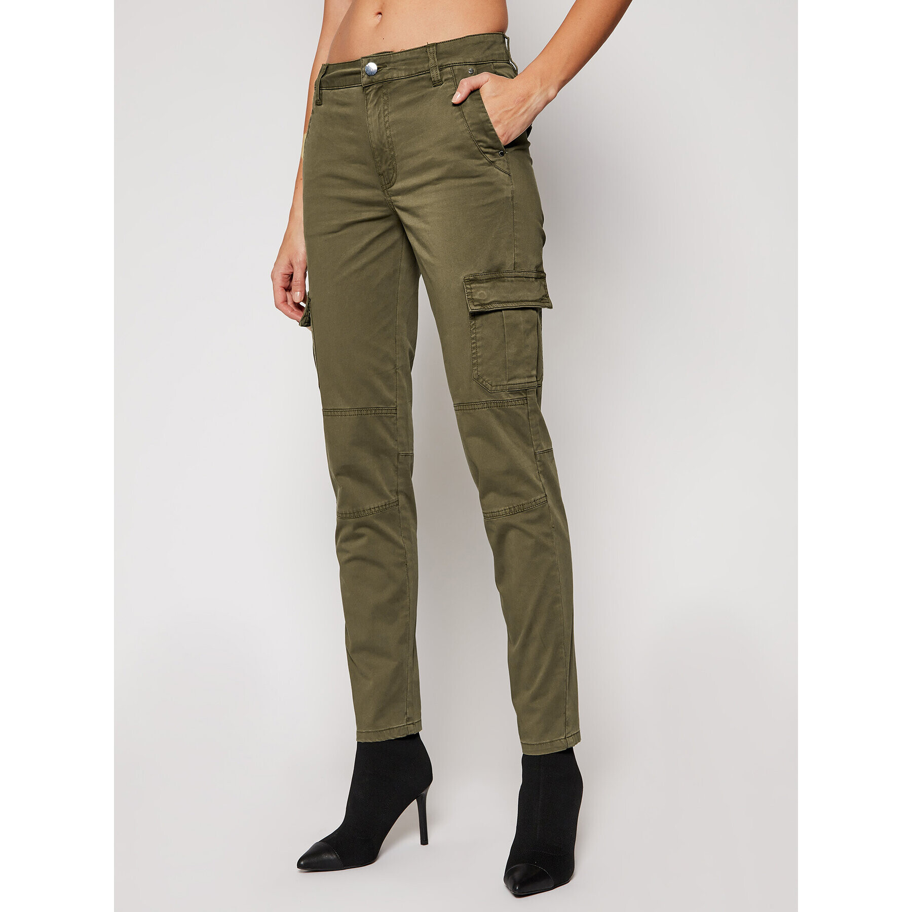 Guess Текстилни панталони Sexy Cargo W1RB14 WDPA1 Зелен Slim Fit - Pepit.bg