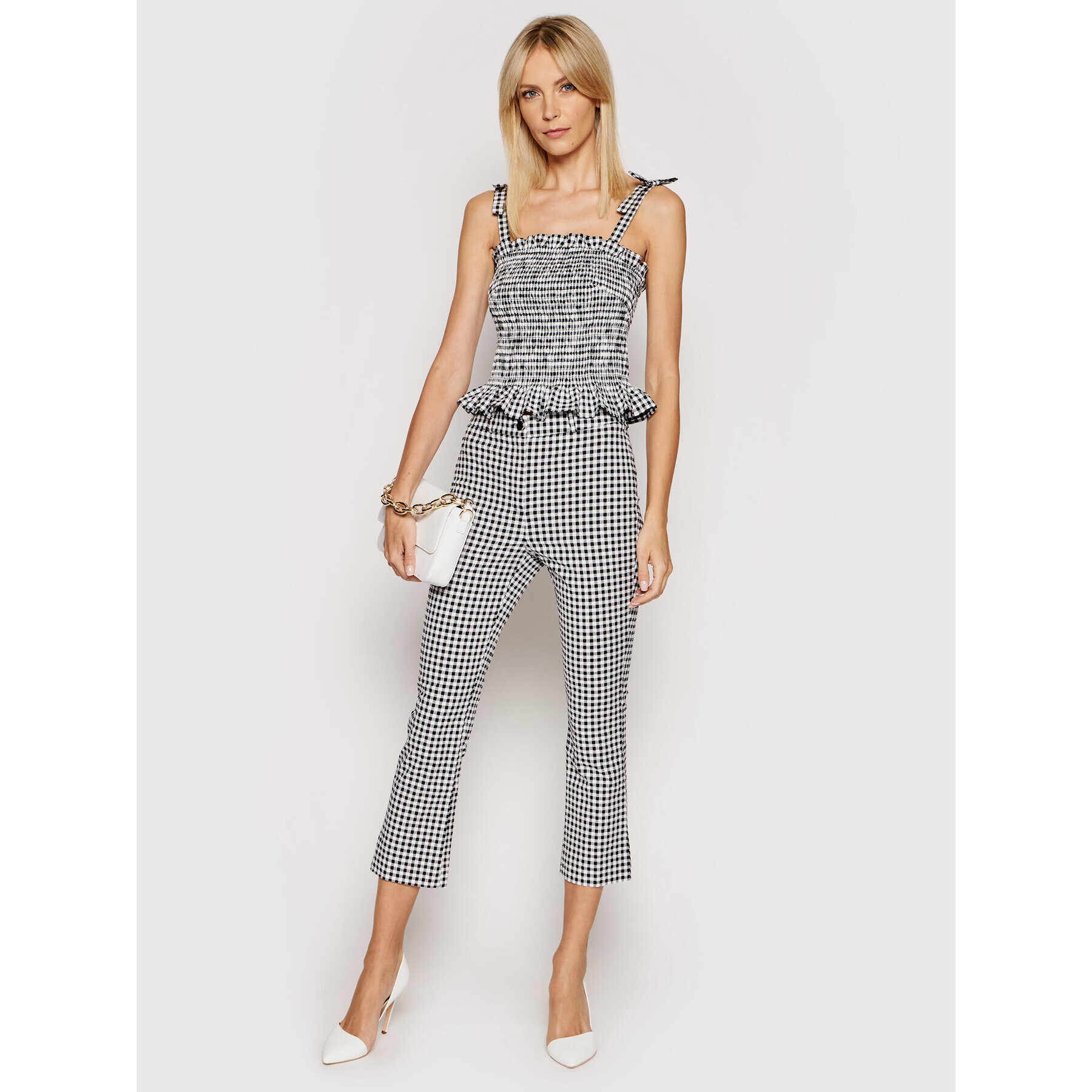 Guess Текстилни панталони W1GB36 WDV70 Черен Regular Fit - Pepit.bg