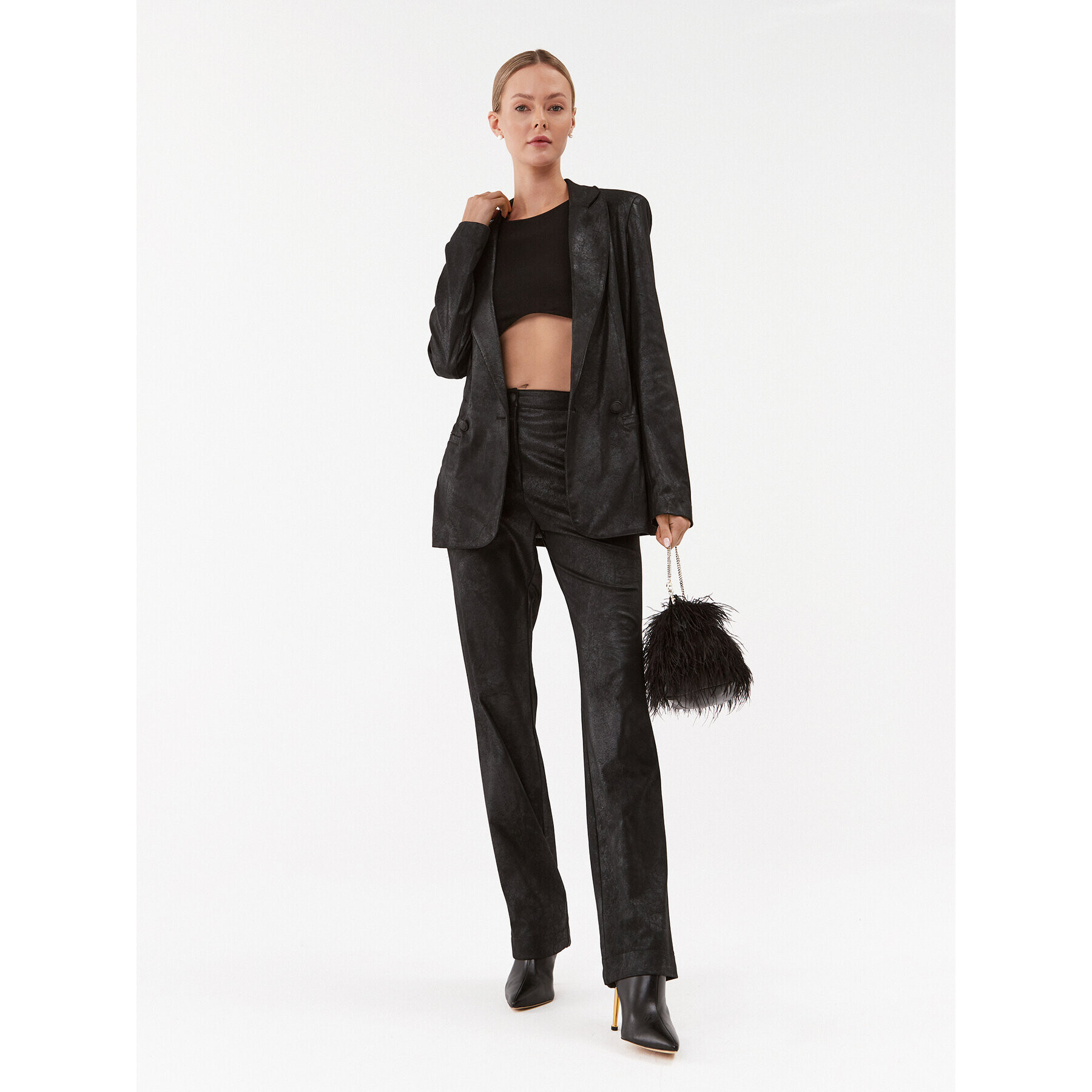 Guess Текстилни панталони W3BB53 WFR42 Черен Regular Fit - Pepit.bg