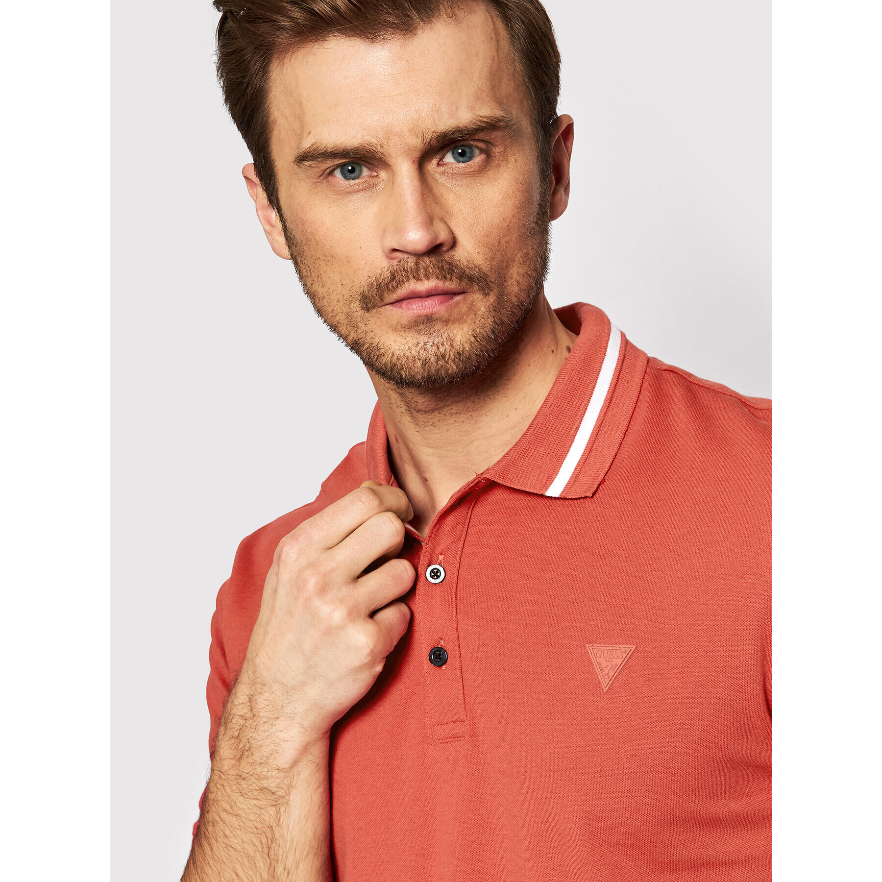 Guess Тениска с яка и копчета Lyle M2RP60 K7O61 Червен Slim Fit - Pepit.bg