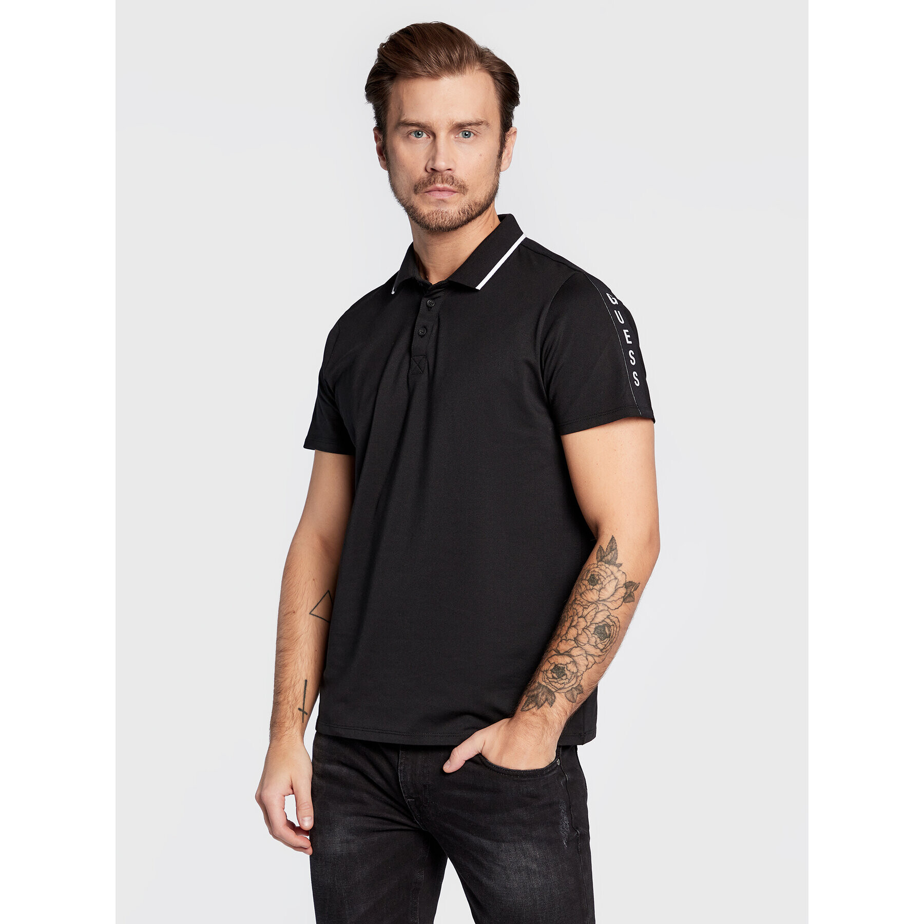 Guess Тениска с яка и копчета M2YP25 KARS0 Черен Slim Fit - Pepit.bg