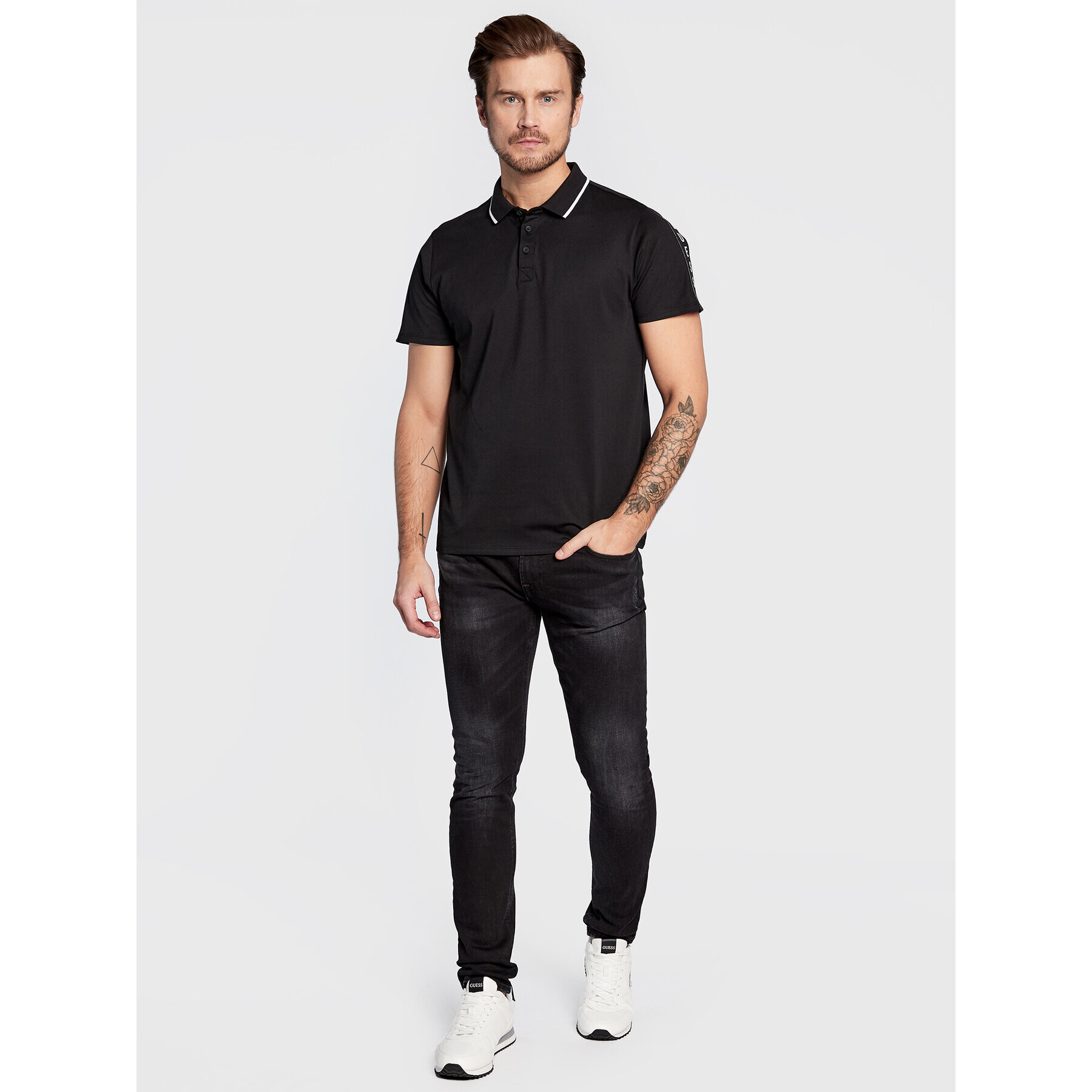 Guess Тениска с яка и копчета M2YP25 KARS0 Черен Slim Fit - Pepit.bg