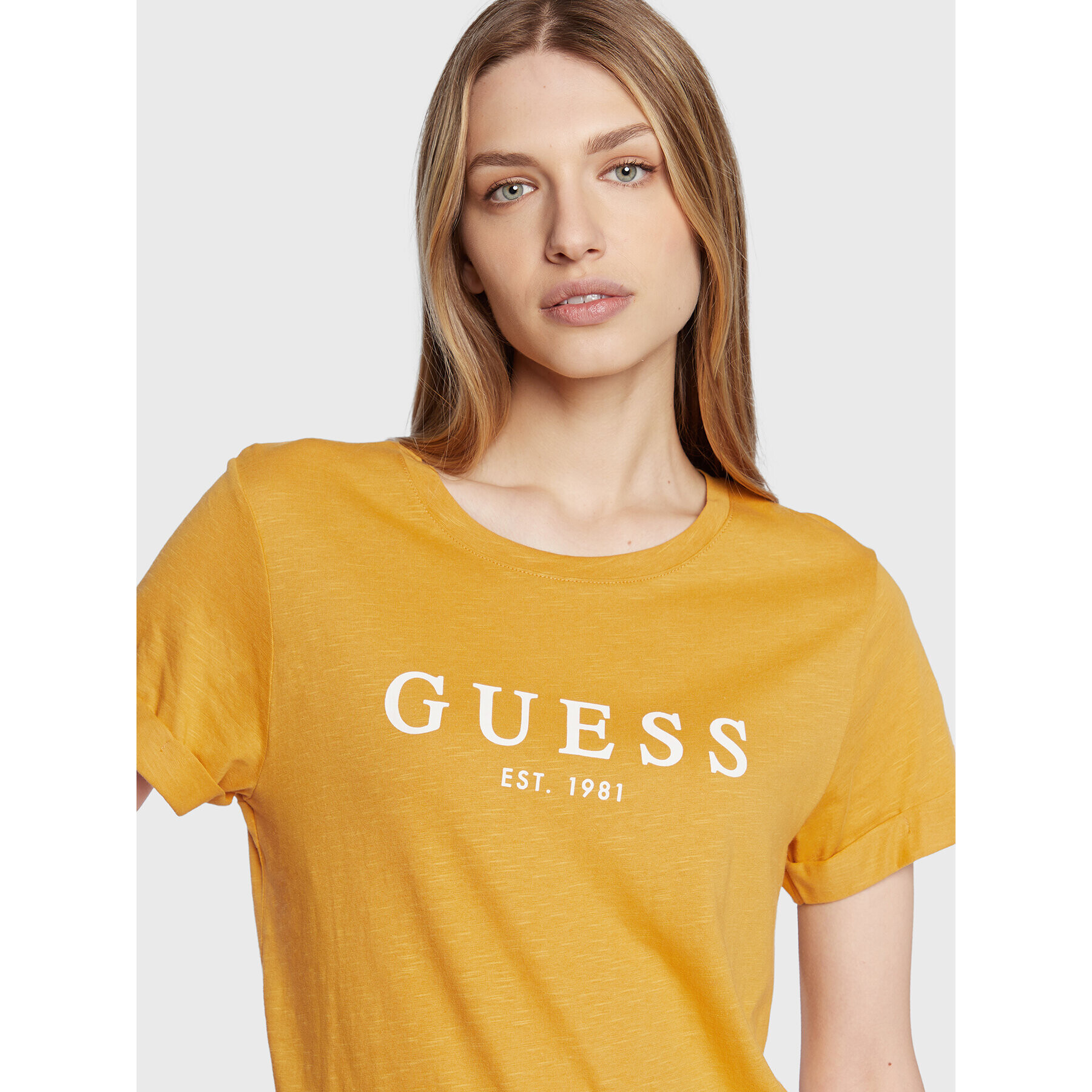 Guess Тишърт 1981 W2BI68 K8G01 Жълт Regular Fit - Pepit.bg