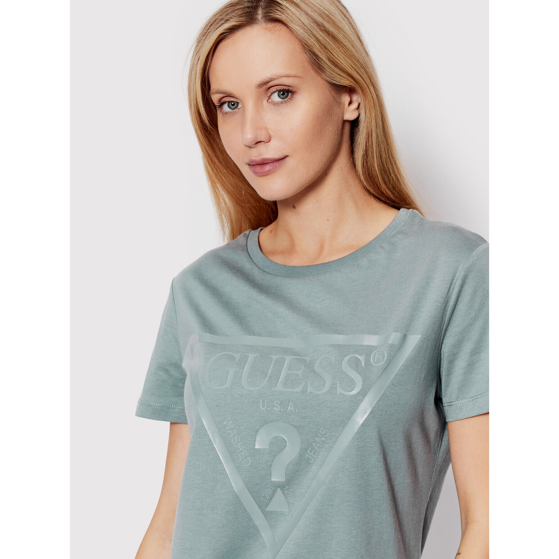Guess Тишърт Adele V2YI07 K8HM0 Зелен Regular Fit - Pepit.bg