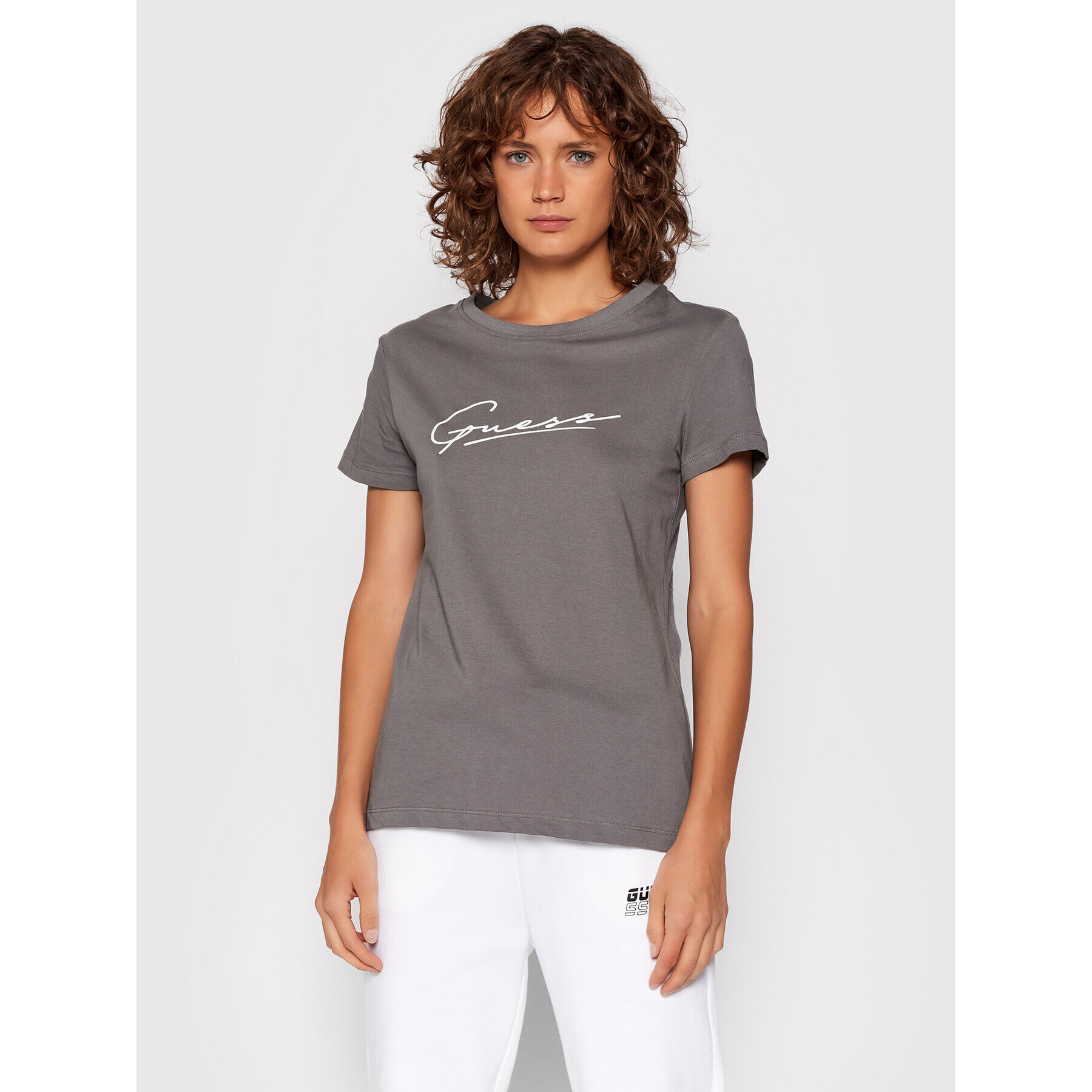 Guess Тишърт Amelia O1BA08 K8HM0 Сив Regular Fit - Pepit.bg