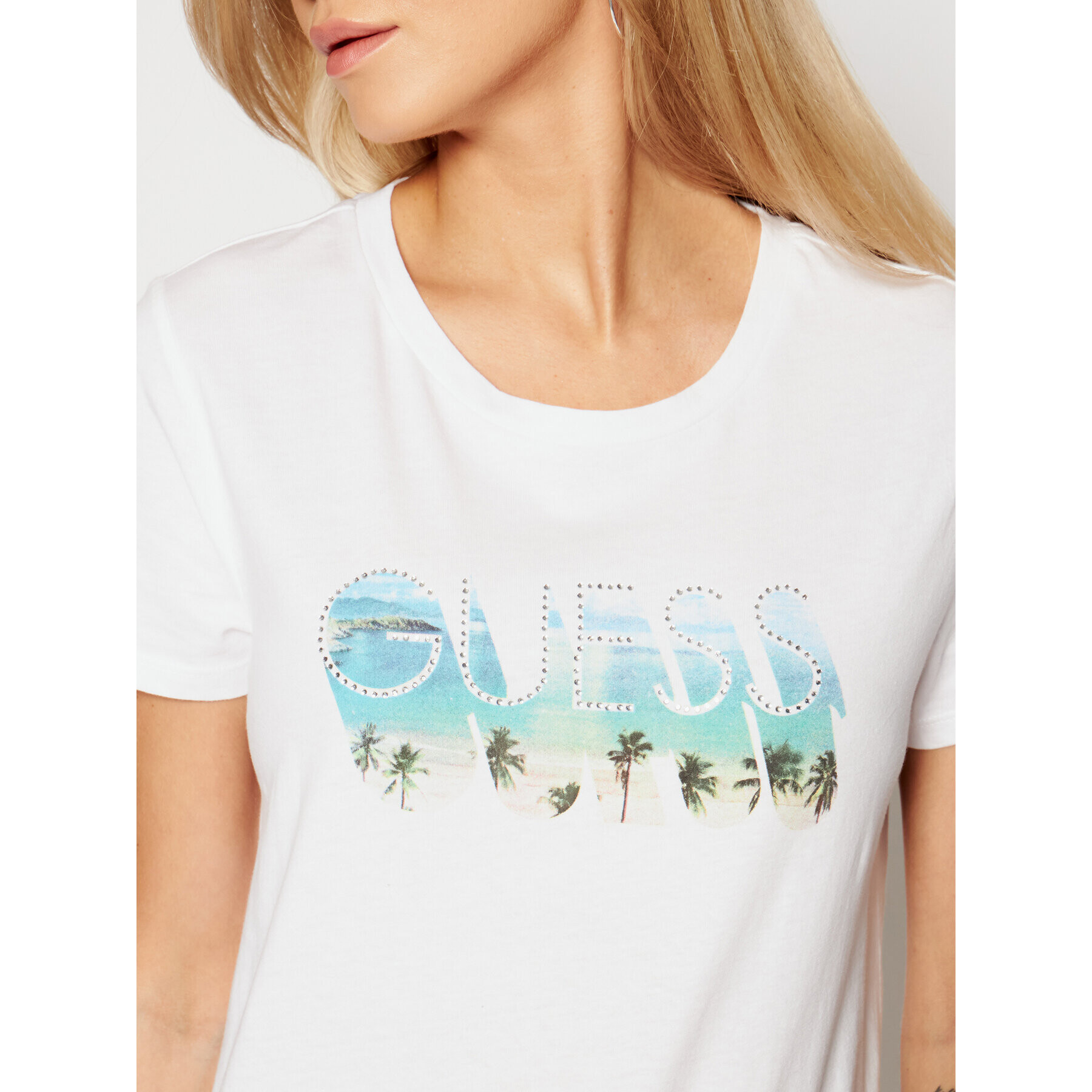 Guess Тишърт Beach Logo W1YI77 R1310 Бял Regular Fit - Pepit.bg