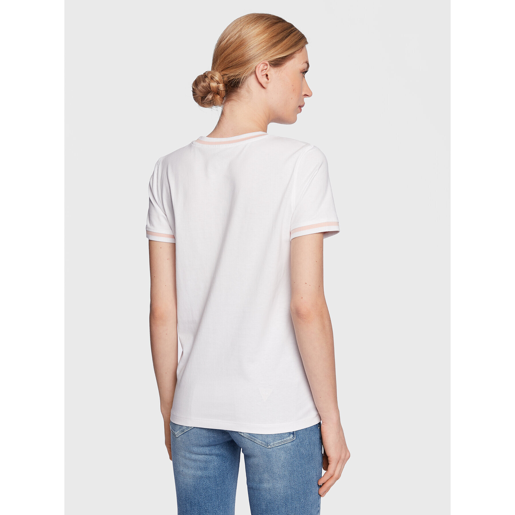 Guess Тишърт Camila W3RI31 I3Z11 Бял Regular Fit - Pepit.bg