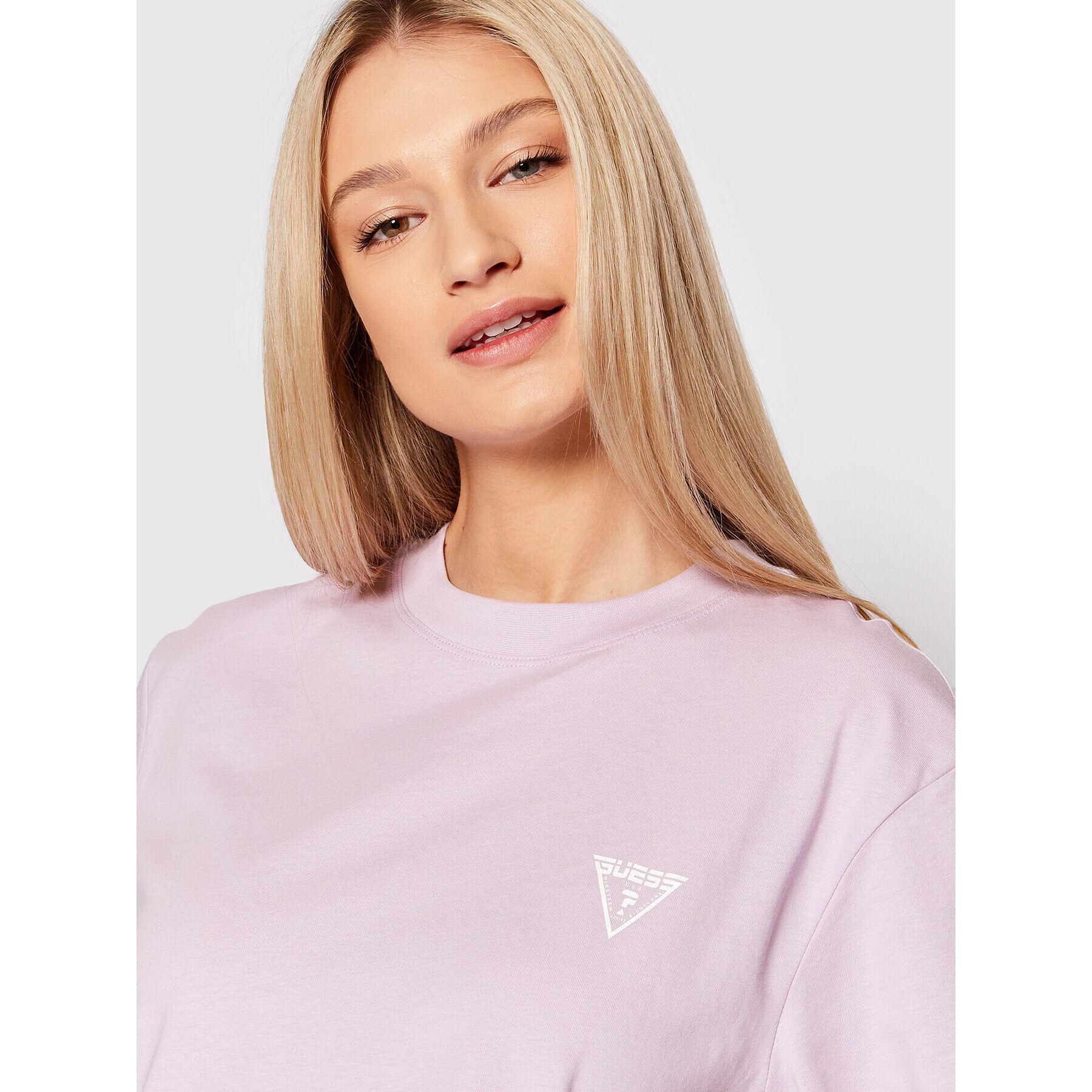 Guess Тишърт Cammie V2GI09 K8HM0 Виолетов Regular Fit - Pepit.bg