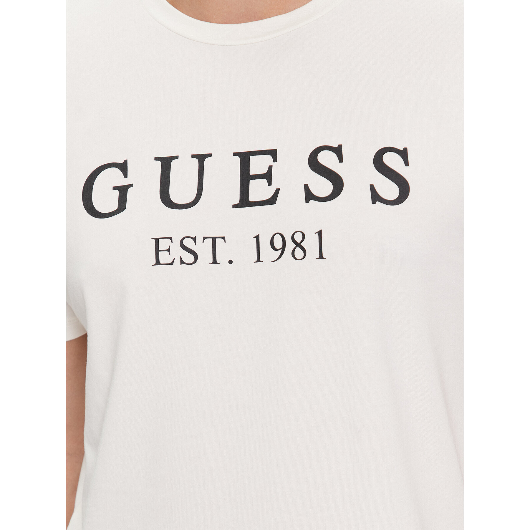 Guess Тишърт Cn Ss Tee U4RI22 K6YW0 Бял Regular Fit - Pepit.bg