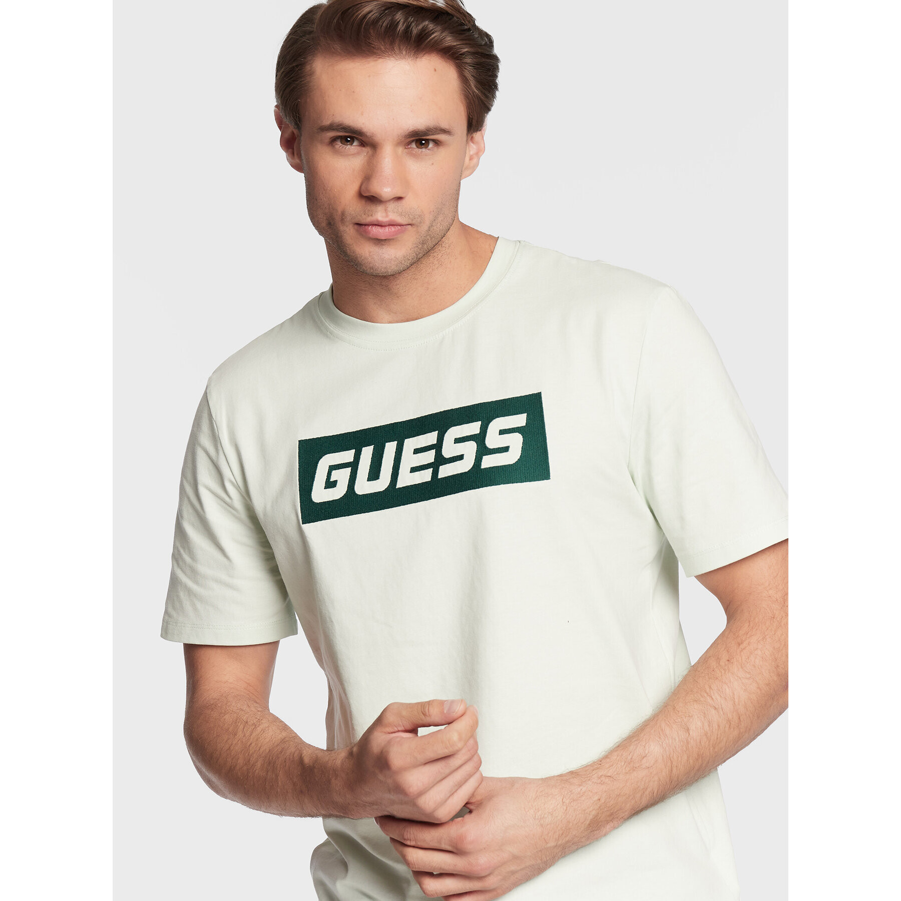 Guess Тишърт Eldred Z2BI04 K8FQ4 Зелен Regular Fit - Pepit.bg