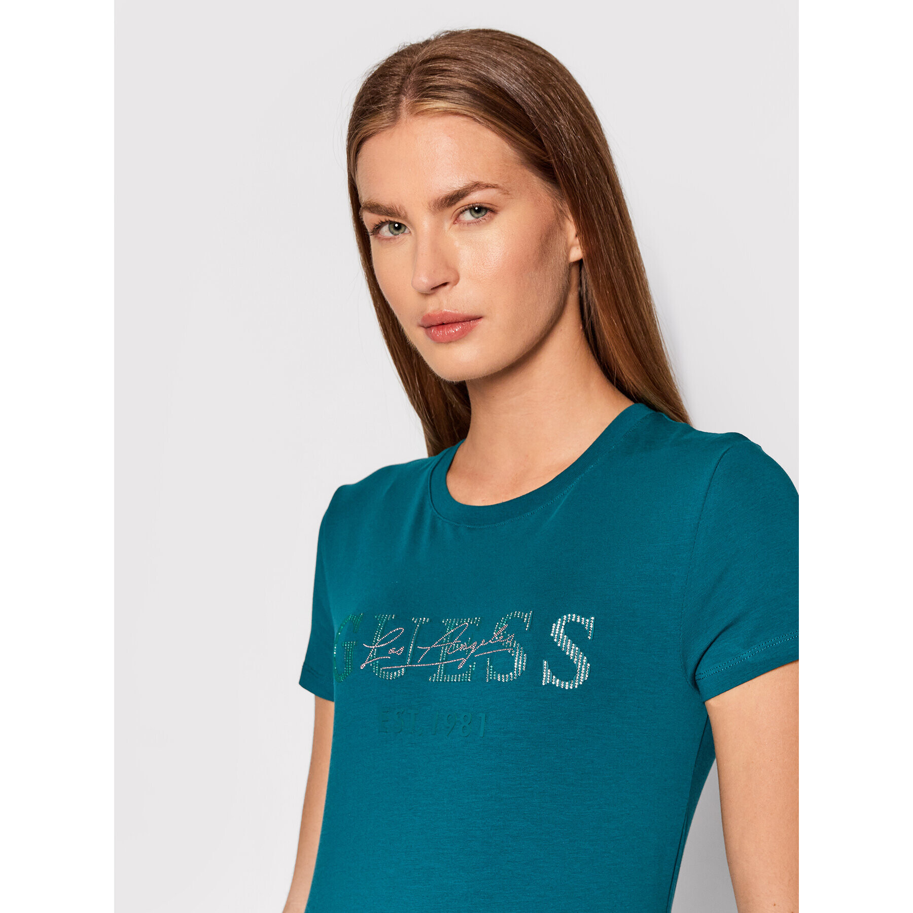 Guess Тишърт Enara W1BI02 J1311 Зелен Regular Fit - Pepit.bg