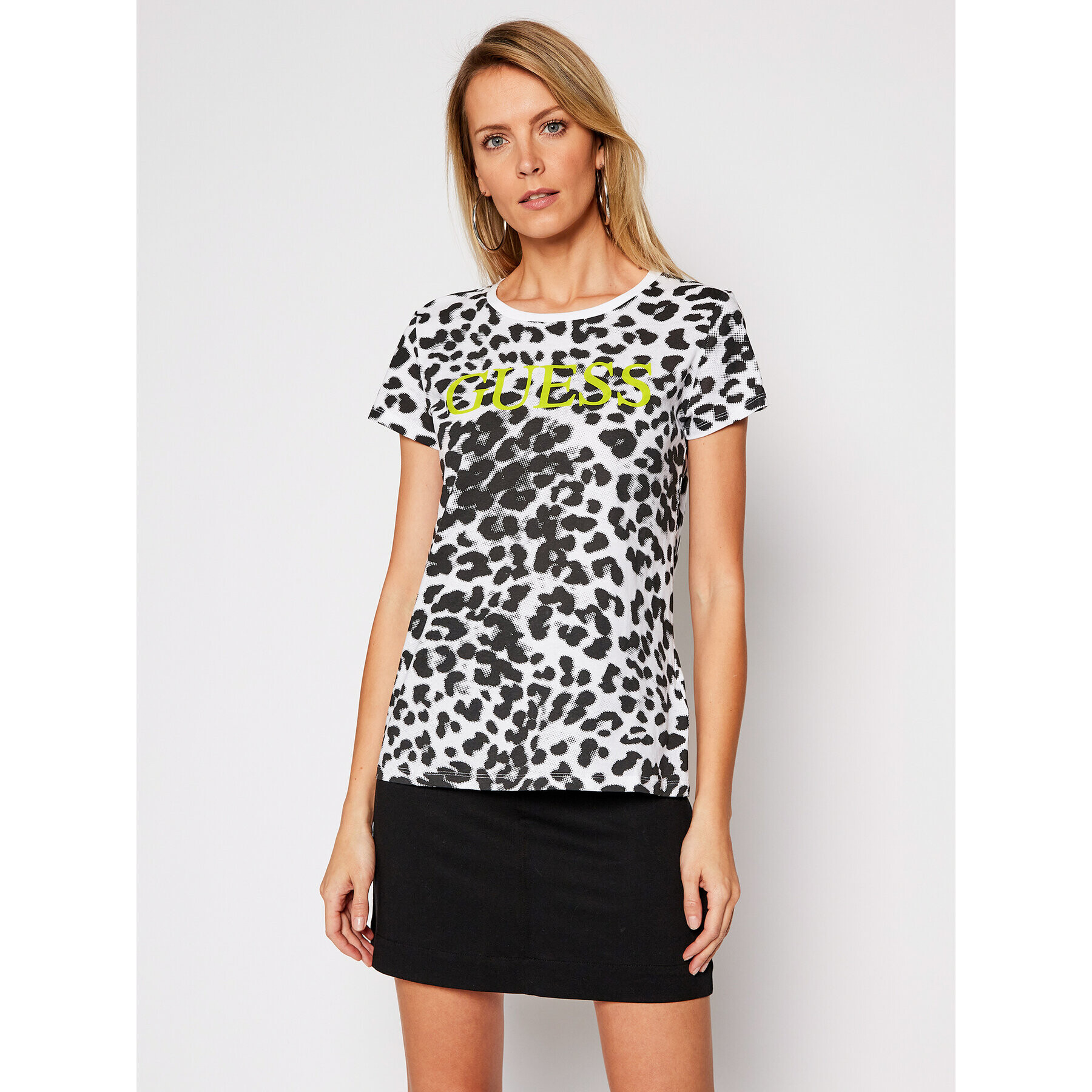 Guess Тишърт Ewa Tee W1RI98 JA900 Бял Regular Fit - Pepit.bg