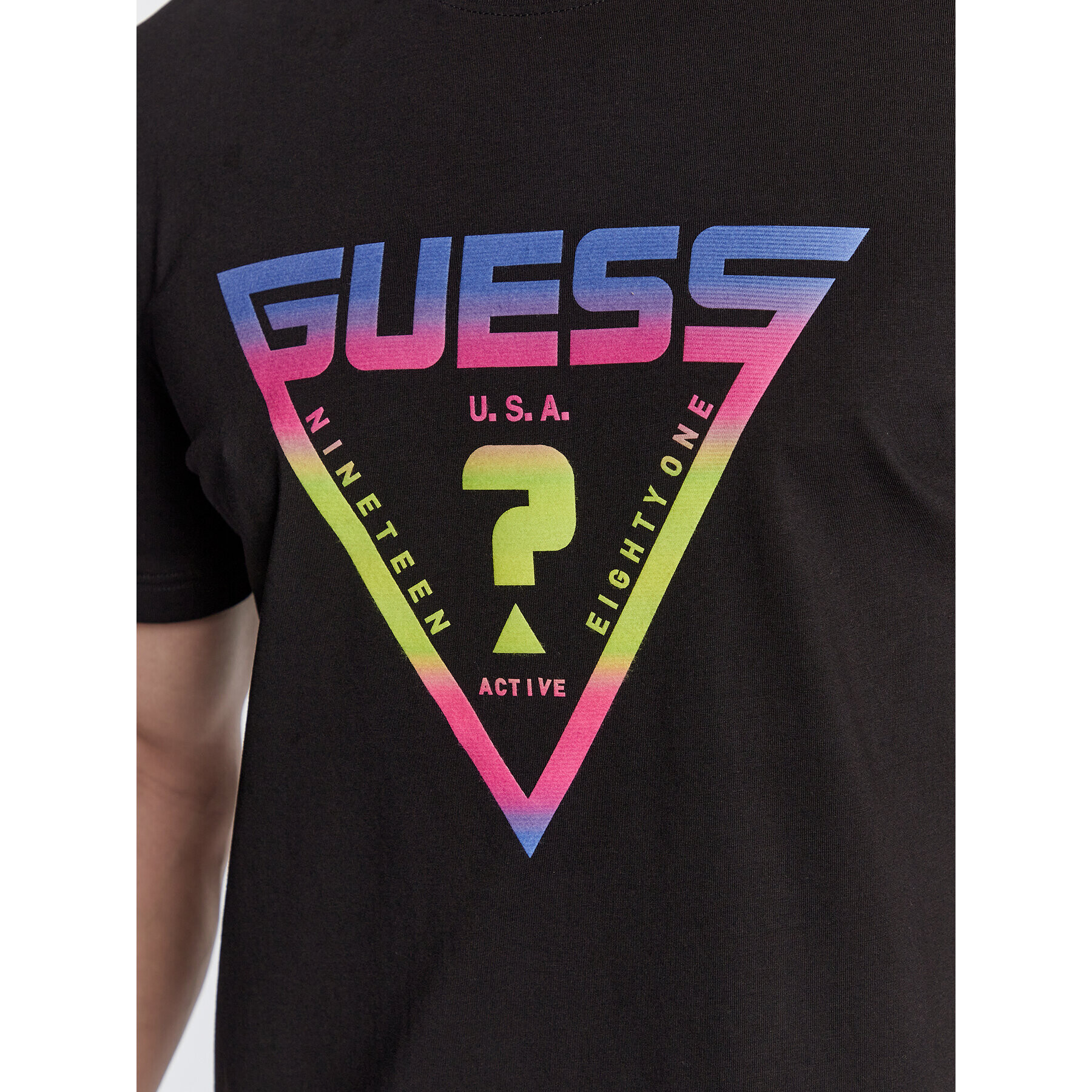 Guess Тишърт Ezra Z3RI09 J1314 Черен Slim Fit - Pepit.bg