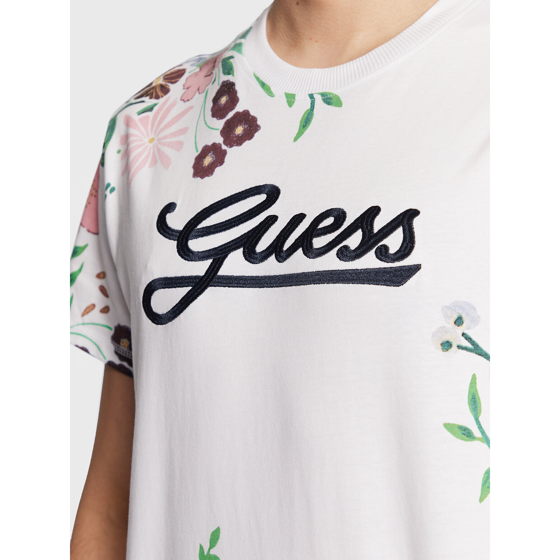 Guess Тишърт Flower Script M3GI07 K8FQ4 Бял Regular Fit - Pepit.bg