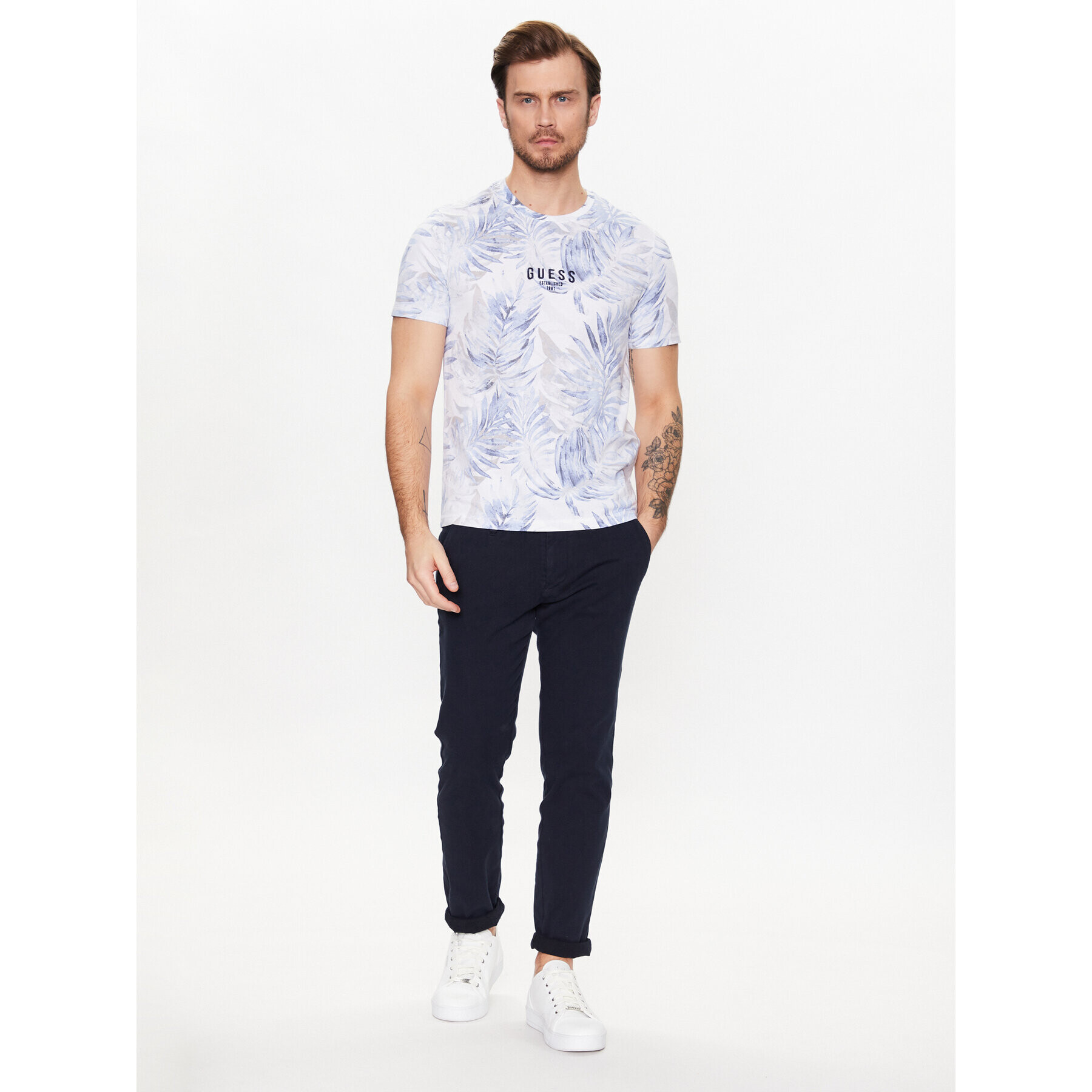 Guess Тишърт Foliage M3GI27 I3Z14 Син Slim Fit - Pepit.bg