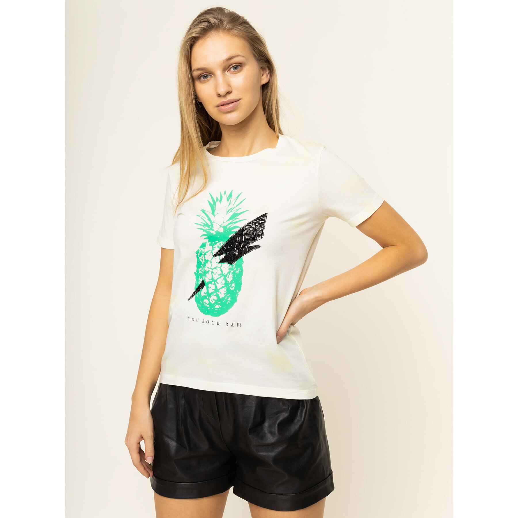 Guess Тишърт W01I0L JA900 Жълт Regular Fit - Pepit.bg
