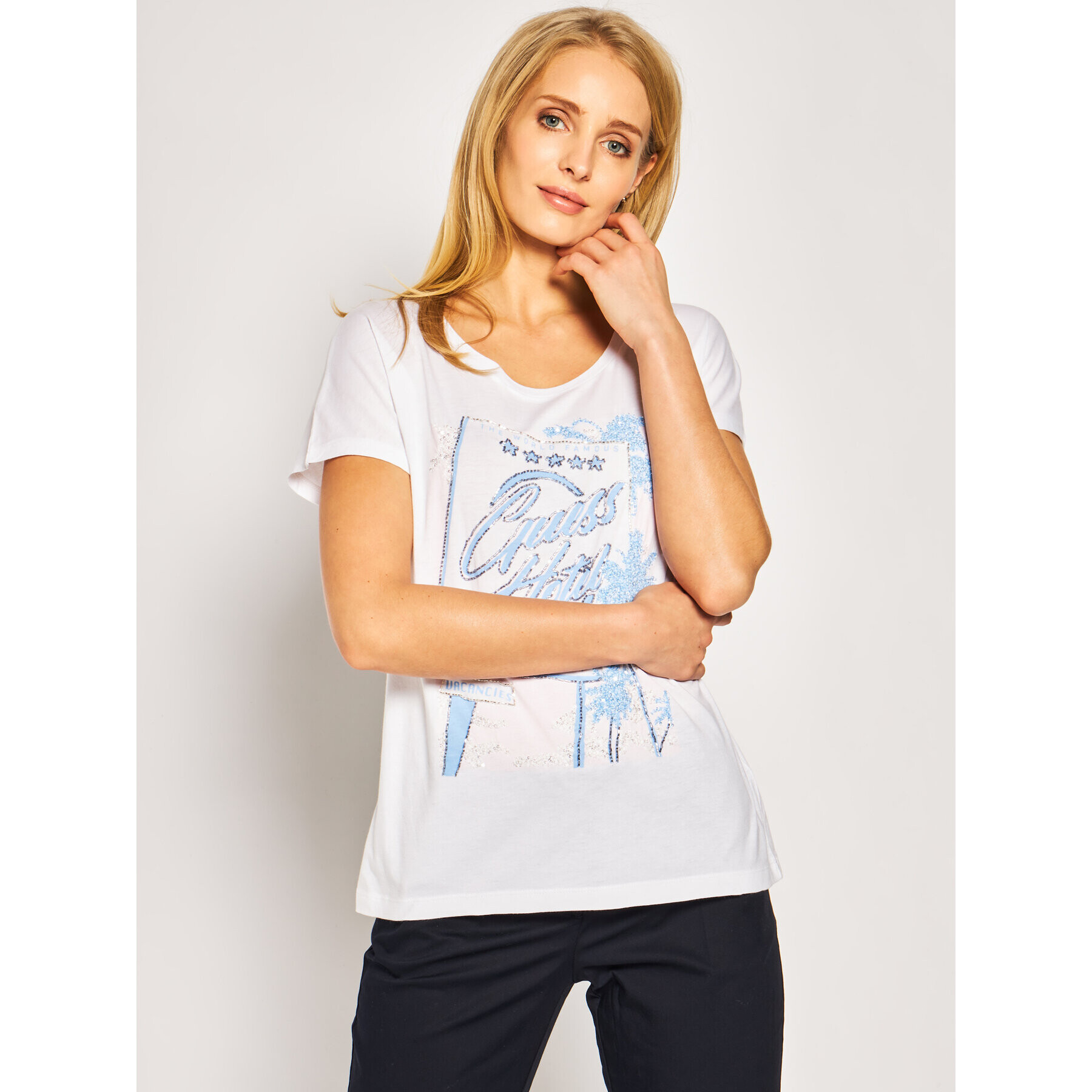 Guess Тишърт Glamour Tee W0GI50 K46D0 Бял Regular Fit - Pepit.bg