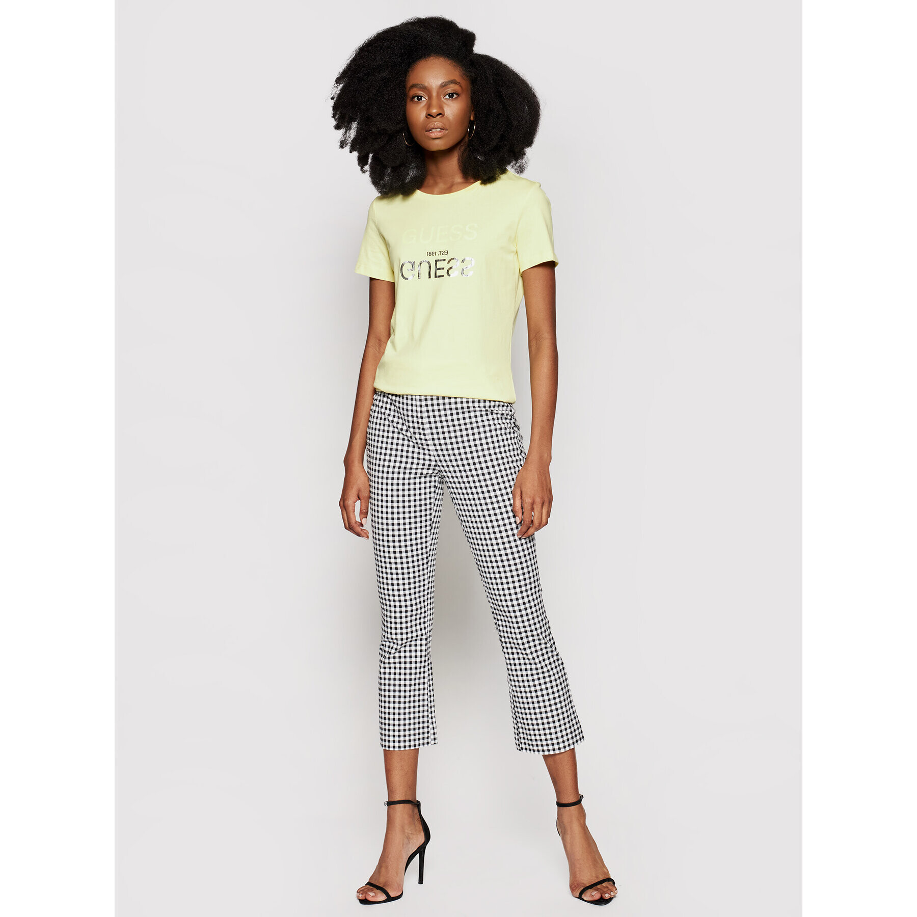 Guess Тишърт Glenna W1GI0C I3Z11 Жълт Regular Fit - Pepit.bg
