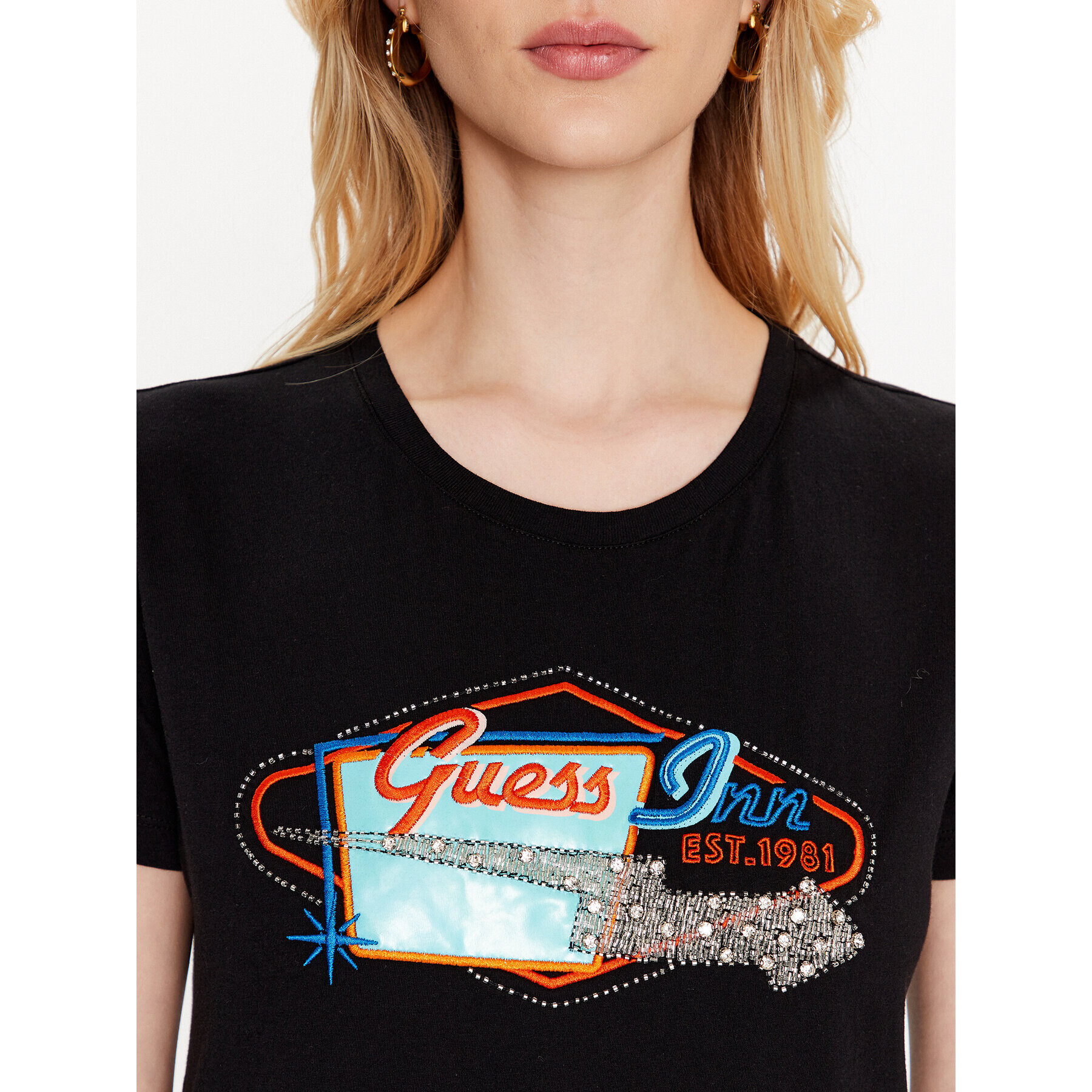 Guess Тишърт Hotel W3GI26 JA914 Черен Regular Fit - Pepit.bg