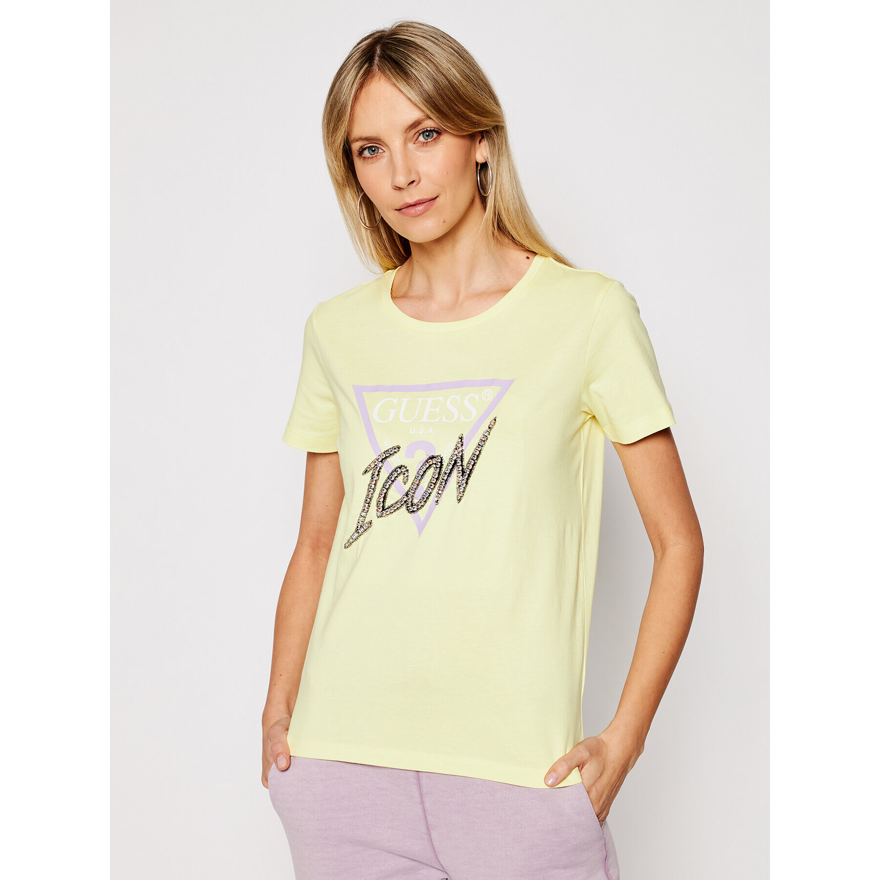 Guess Тишърт Icon Tee W1RI25 I3Z00 Жълт Regular Fit - Pepit.bg