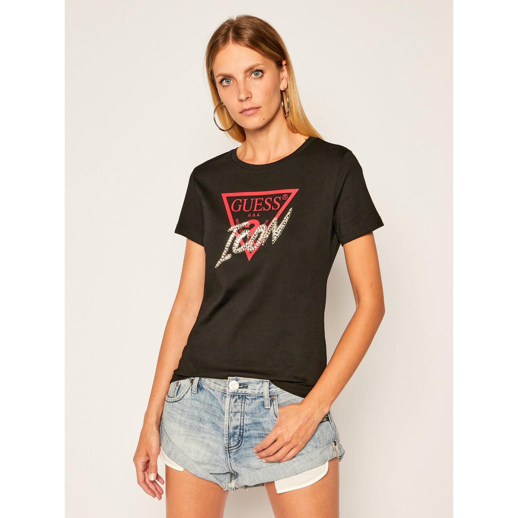 Guess Тишърт Icon W0YI32 I3Z00 Черен Regular Fit - Pepit.bg