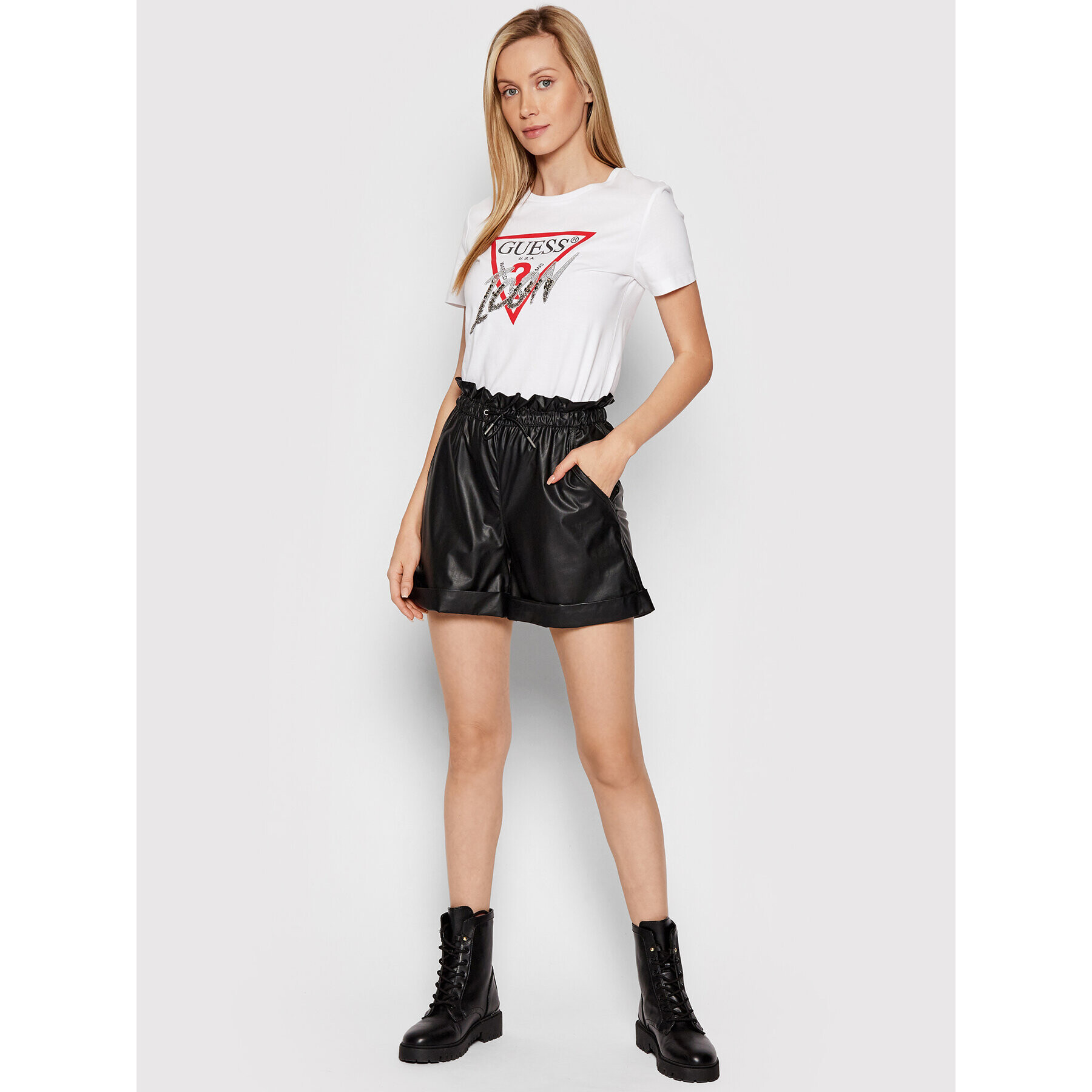 Guess Тишърт Icon W2GI02 I3Z11 Бял Regular Fit - Pepit.bg