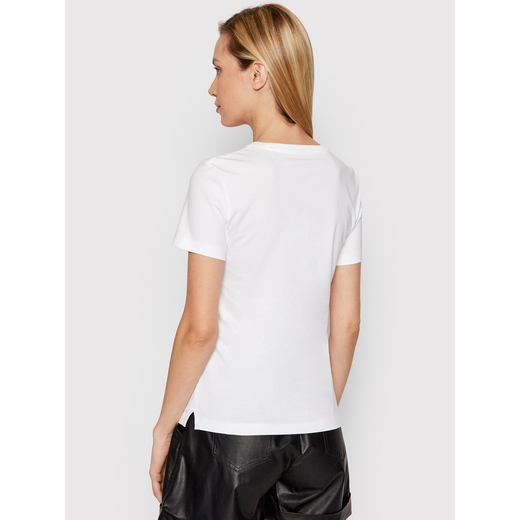 Guess Тишърт Icon W2GI02 I3Z11 Бял Regular Fit - Pepit.bg